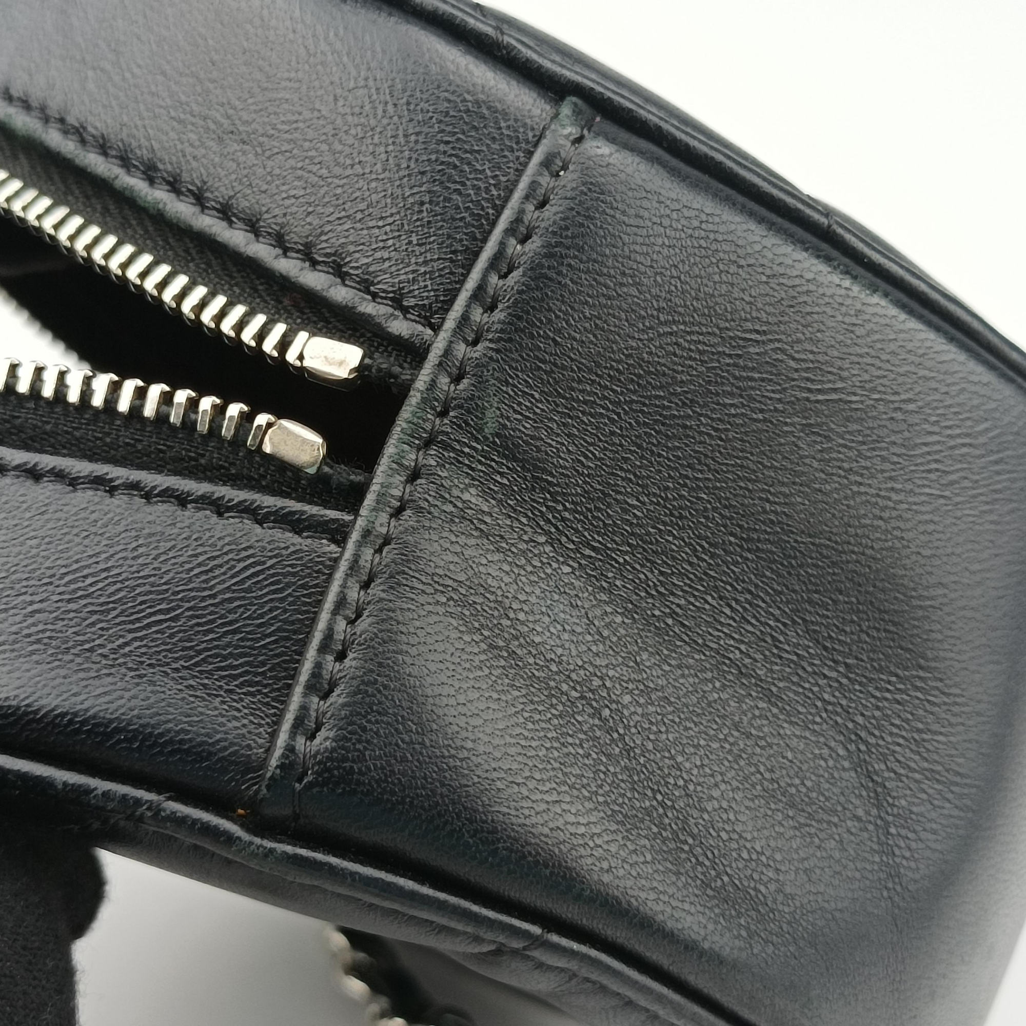 Secondhand Chanel Matelasse Round Black lambskin AP0245 shoulderbag | stylenewstar