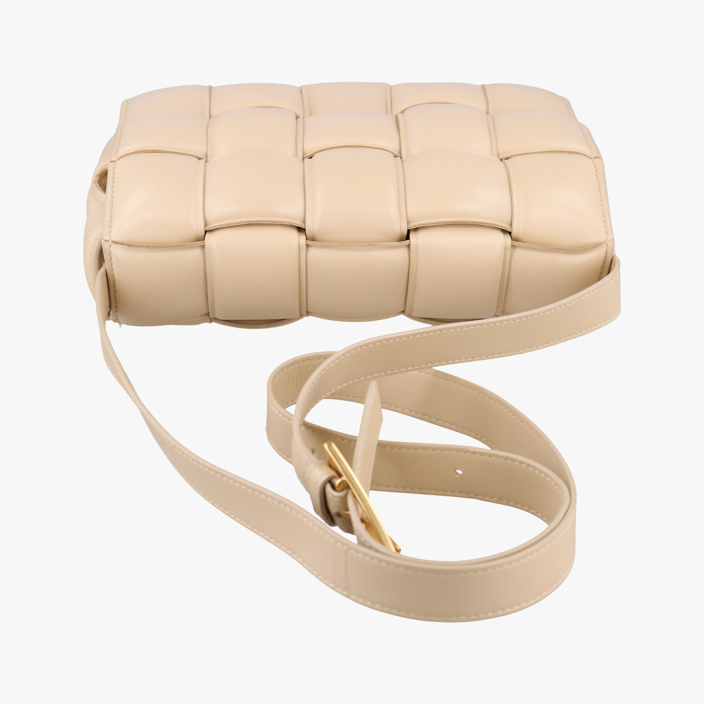 Vintage Bottega Veneta Padded CASSETTE Beige lambskin  shoulderbag | stylenewstar