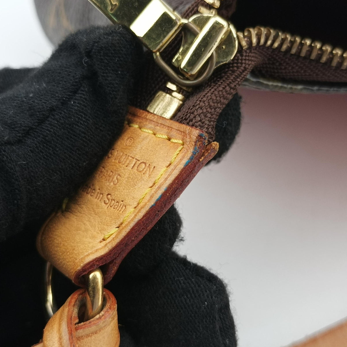 Secondhand Louis Vuitton Pochette Accessoires brown×multi Monogram Canvas M48615 handbag | stylenewstar