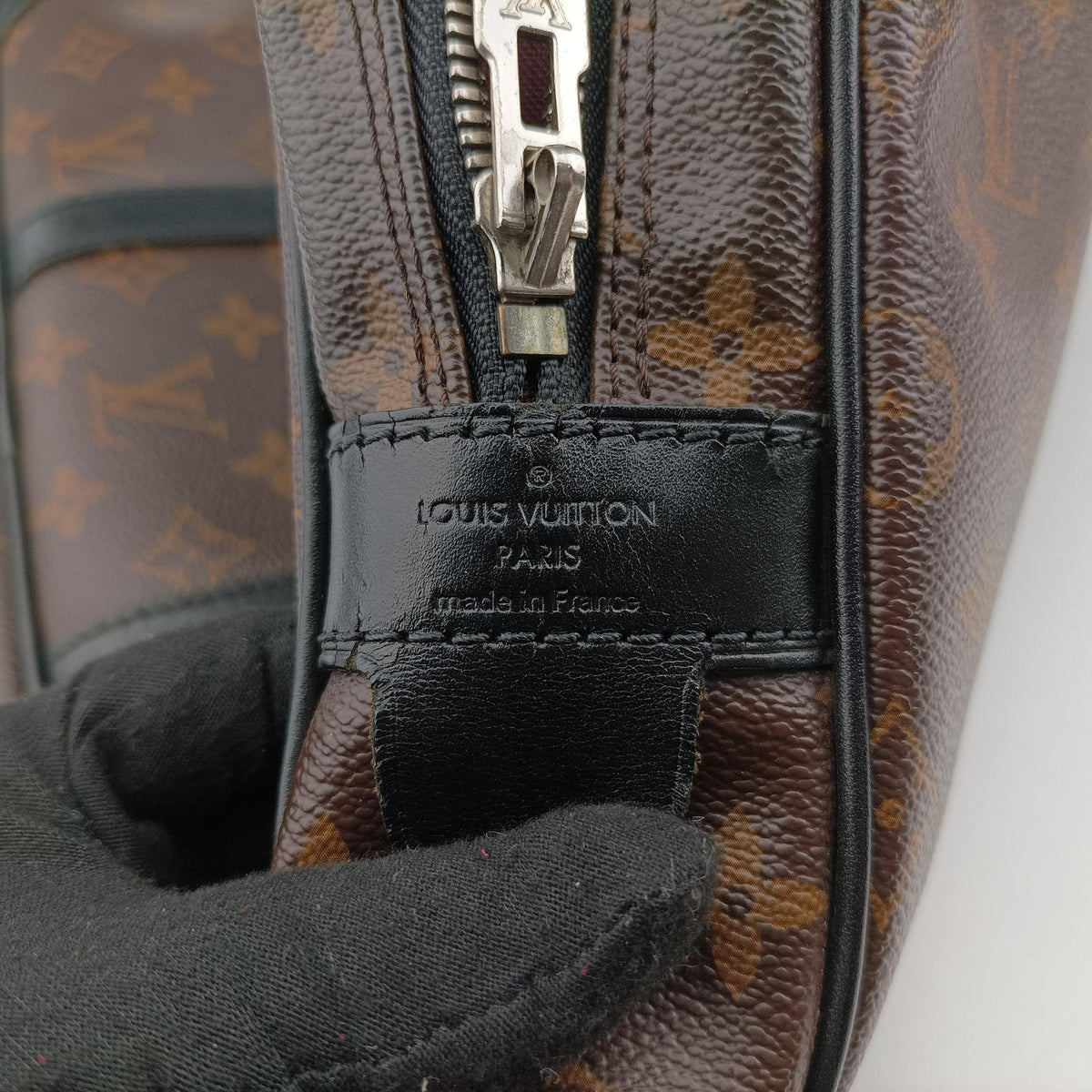 Vintage Louis Vuitton Porte Documents Voyage brown Monogram Canvas M40225 handbag | stylenewstar