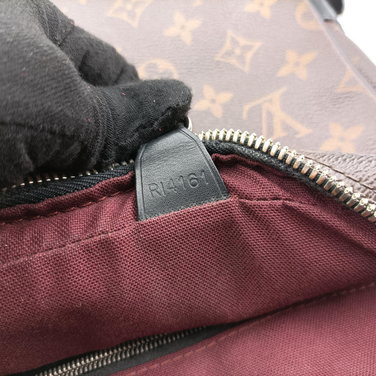 Vintage Louis Vuitton Porte Documents Voyage brown Monogram Canvas M40225 handbag | stylenewstar