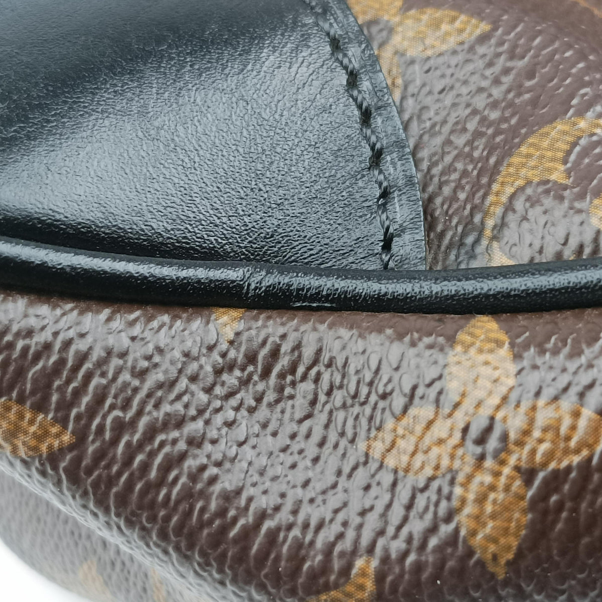 Vintage Louis Vuitton Porte Documents Voyage brown Monogram Canvas M40225 handbag | stylenewstar