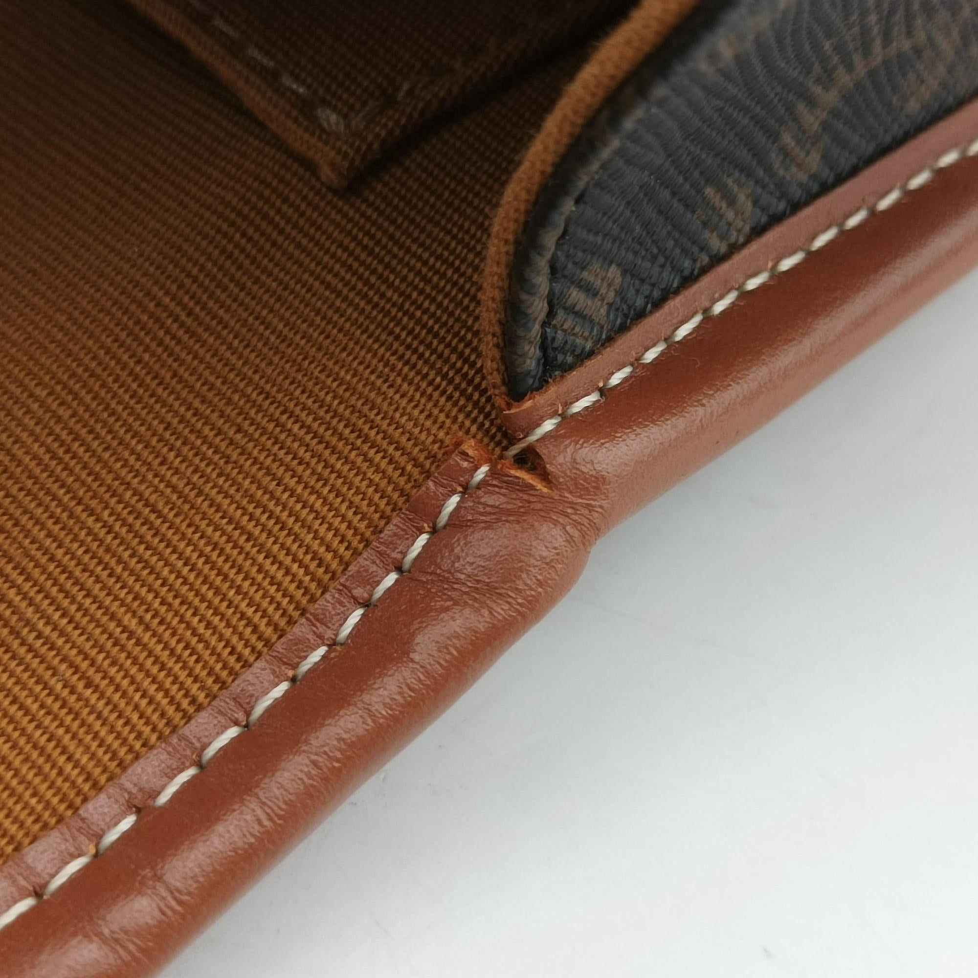 Pre-owned Celine FOLCO Triomphe Brown PVC coated canvas  shoulderbag | stylenewstar