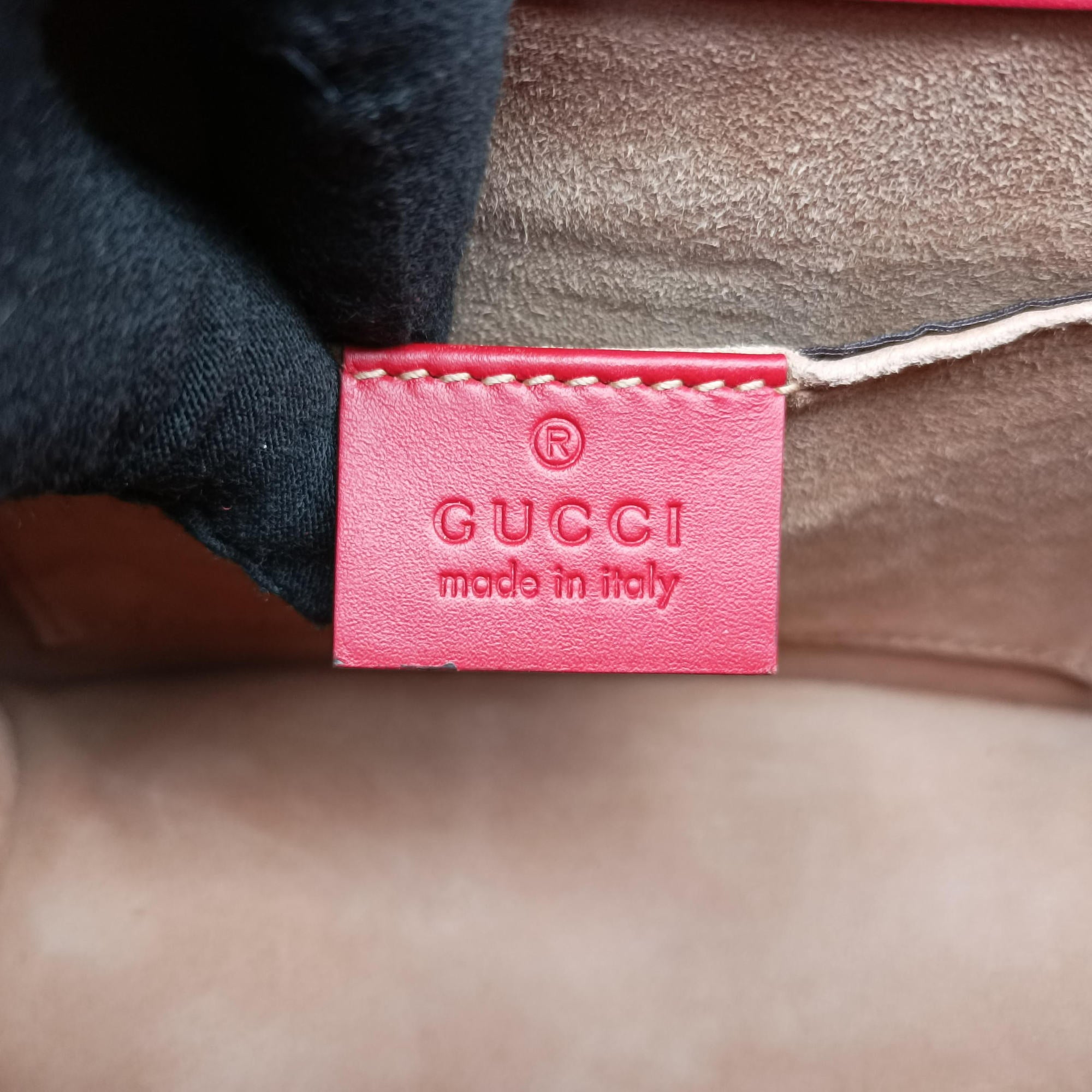 Vintage Gucci Sylvie Red Leather 431666 shoulderbag | stylenewstar