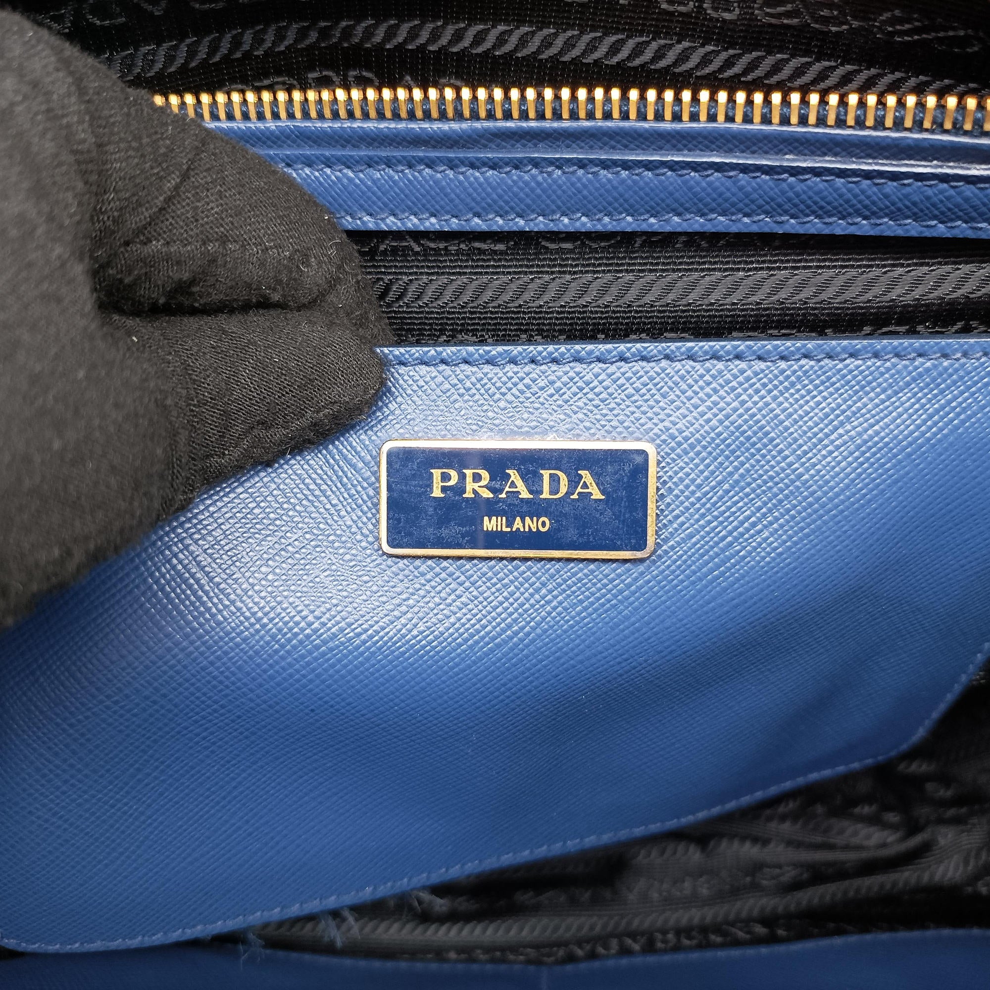 Pre-owned Prada Galleria Blue×black SAFFIANO Leather B1874A handbag | stylenewstar