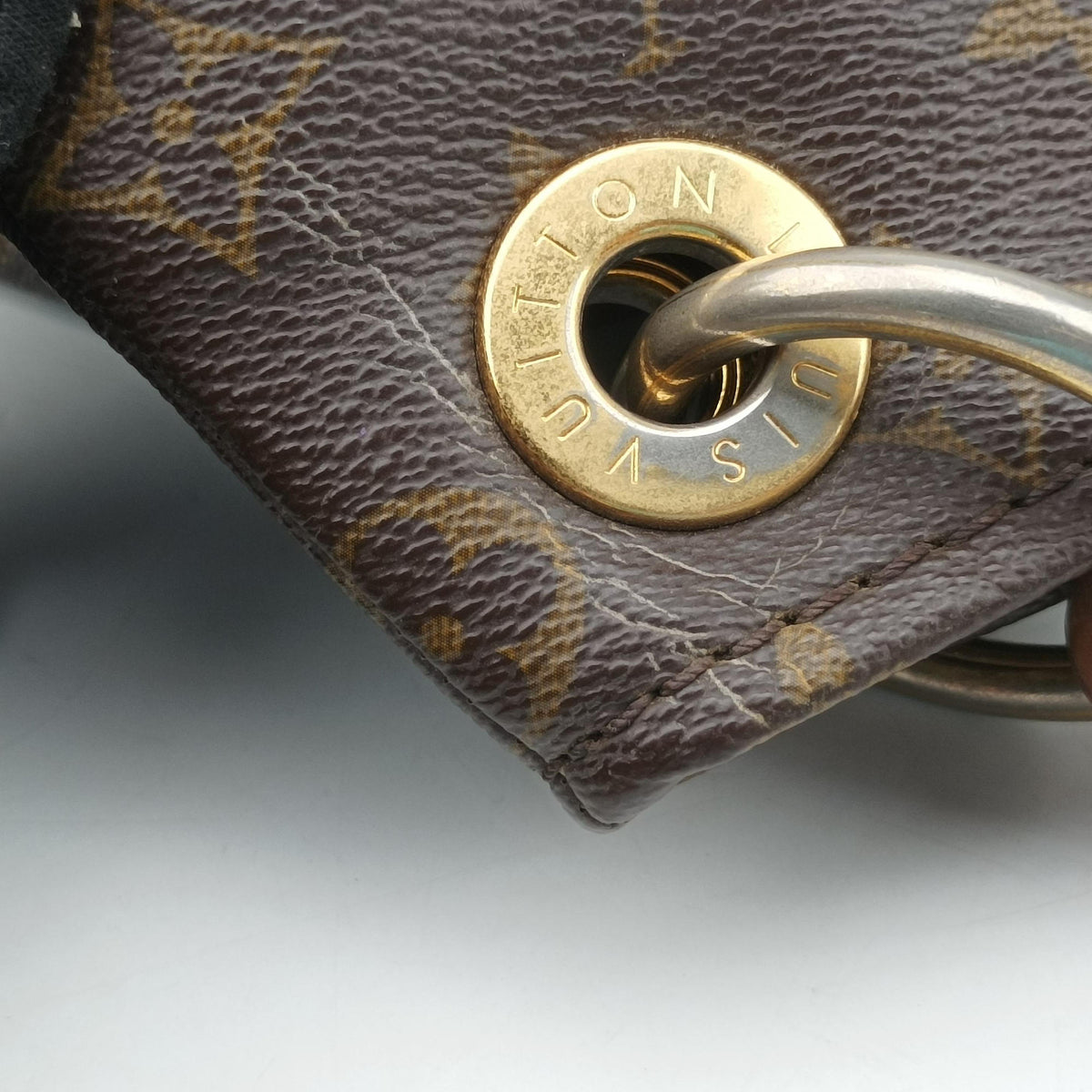 Pre-owned Louis Vuitton ARTSY MM Brown Monogram Canvas M40249 shoulderbag | stylenewstar