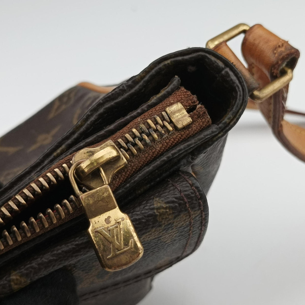 Pre-owned Louis Vuitton Vivacite PM Brown Monogram Canvas M51165 shoulderbag | stylenewstar