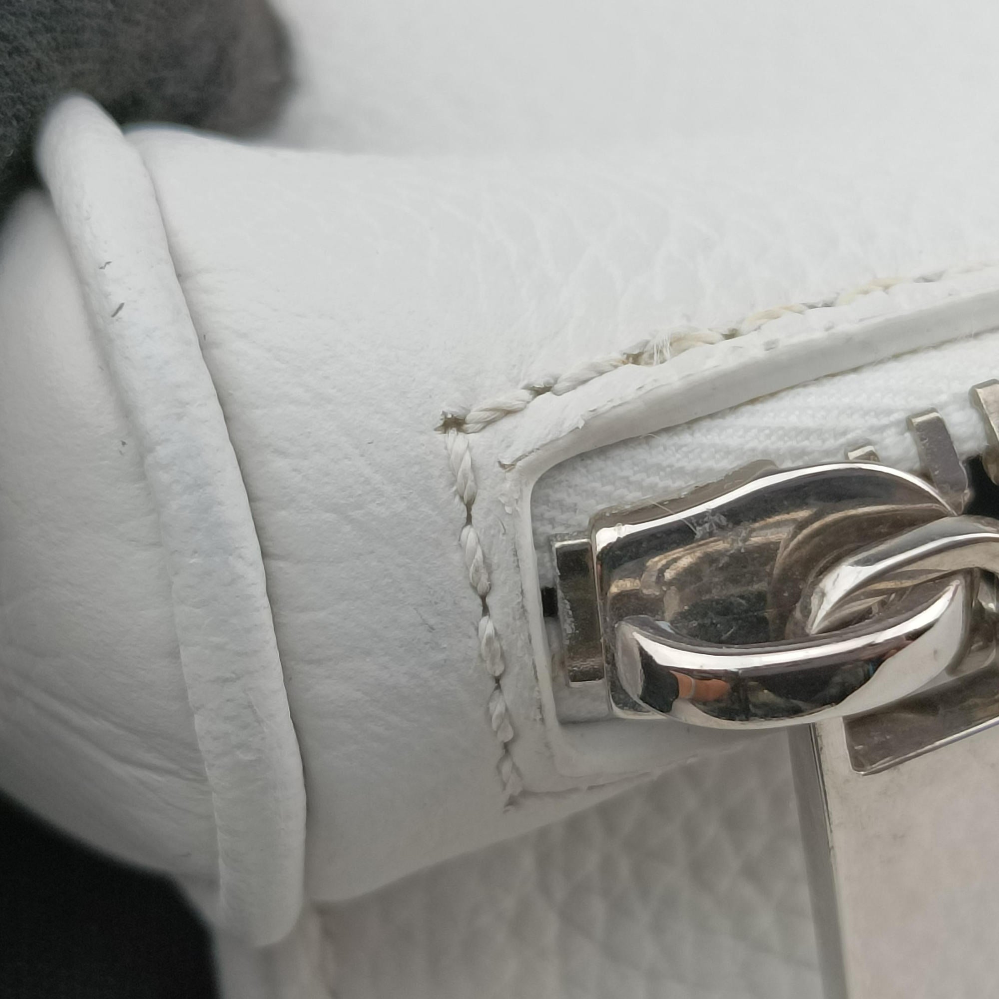 Pre-owned Christian Dior Saddle White leather  shoulderbag | stylenewstar