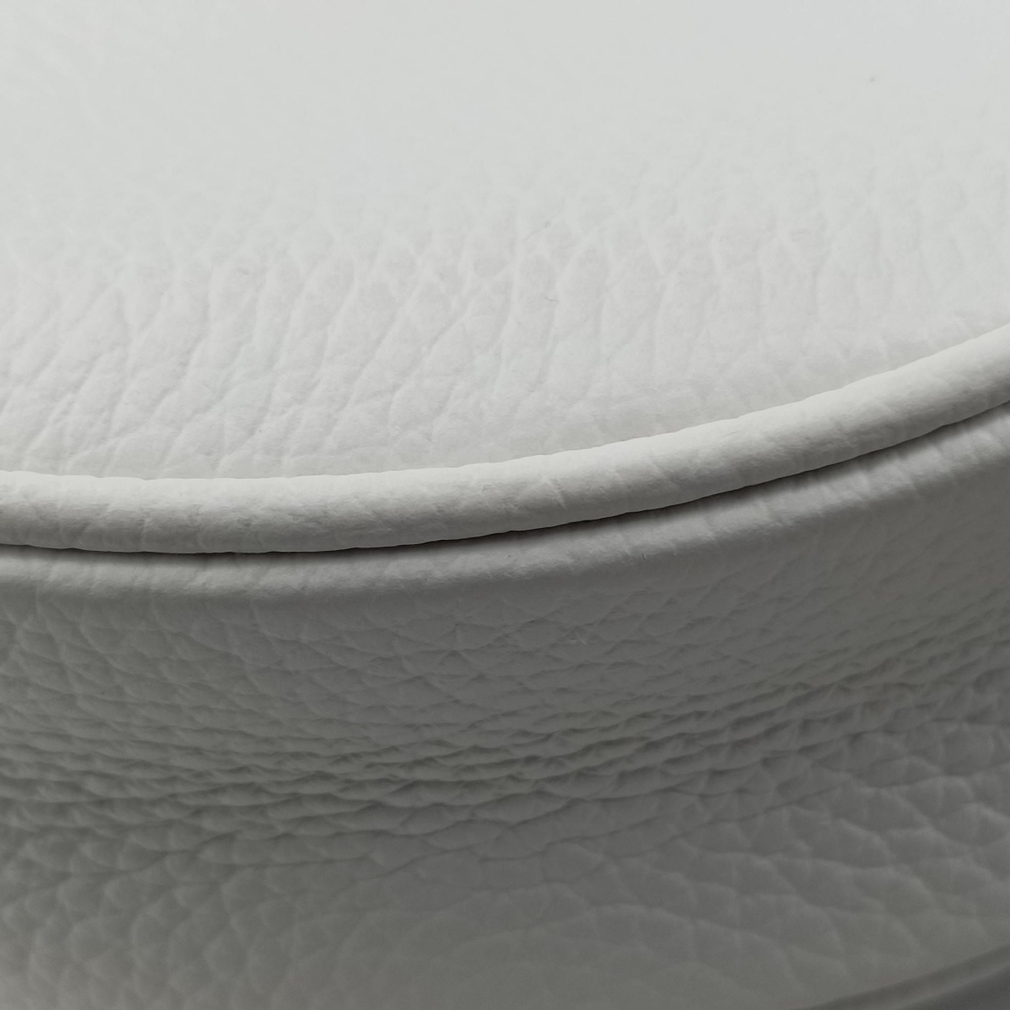 Pre-owned Christian Dior Saddle White leather  shoulderbag | stylenewstar