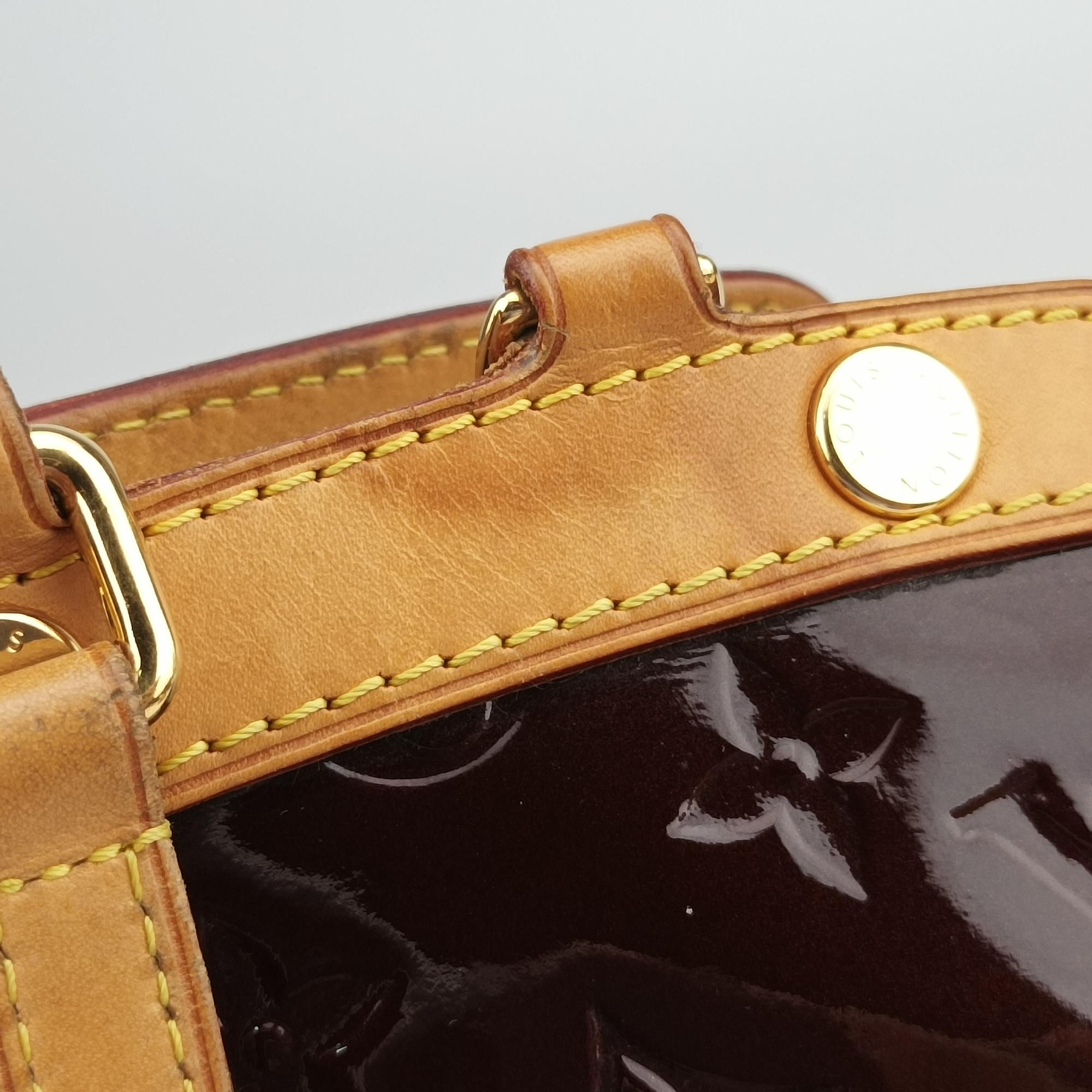 Pre-owned Louis Vuitton Brea MM AMARANTE Vernis M91619 shoulderbag | stylenewstar