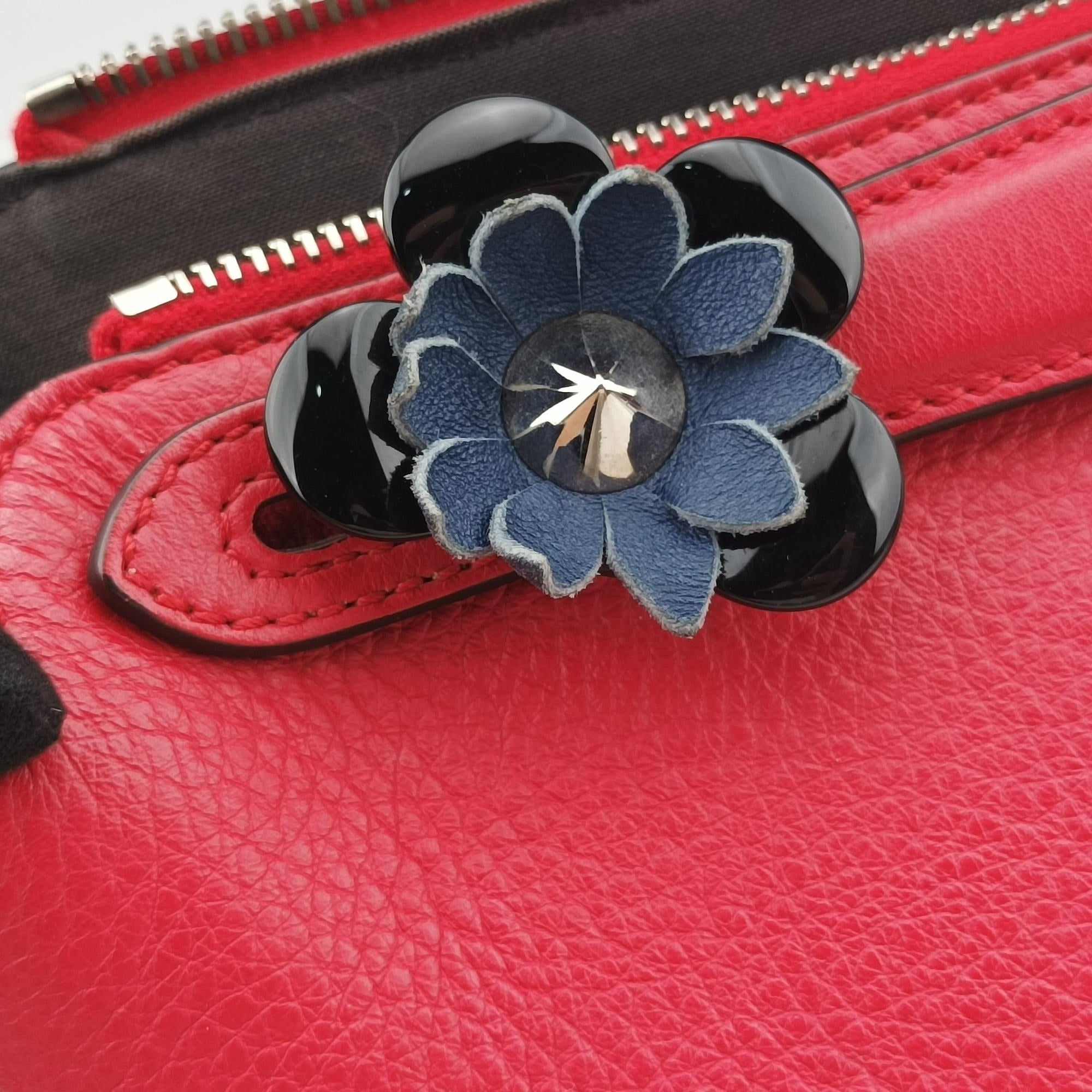 Pre-owned Fendi Small By The Way Red Leather 8BL124 shoulderbag | stylenewstar