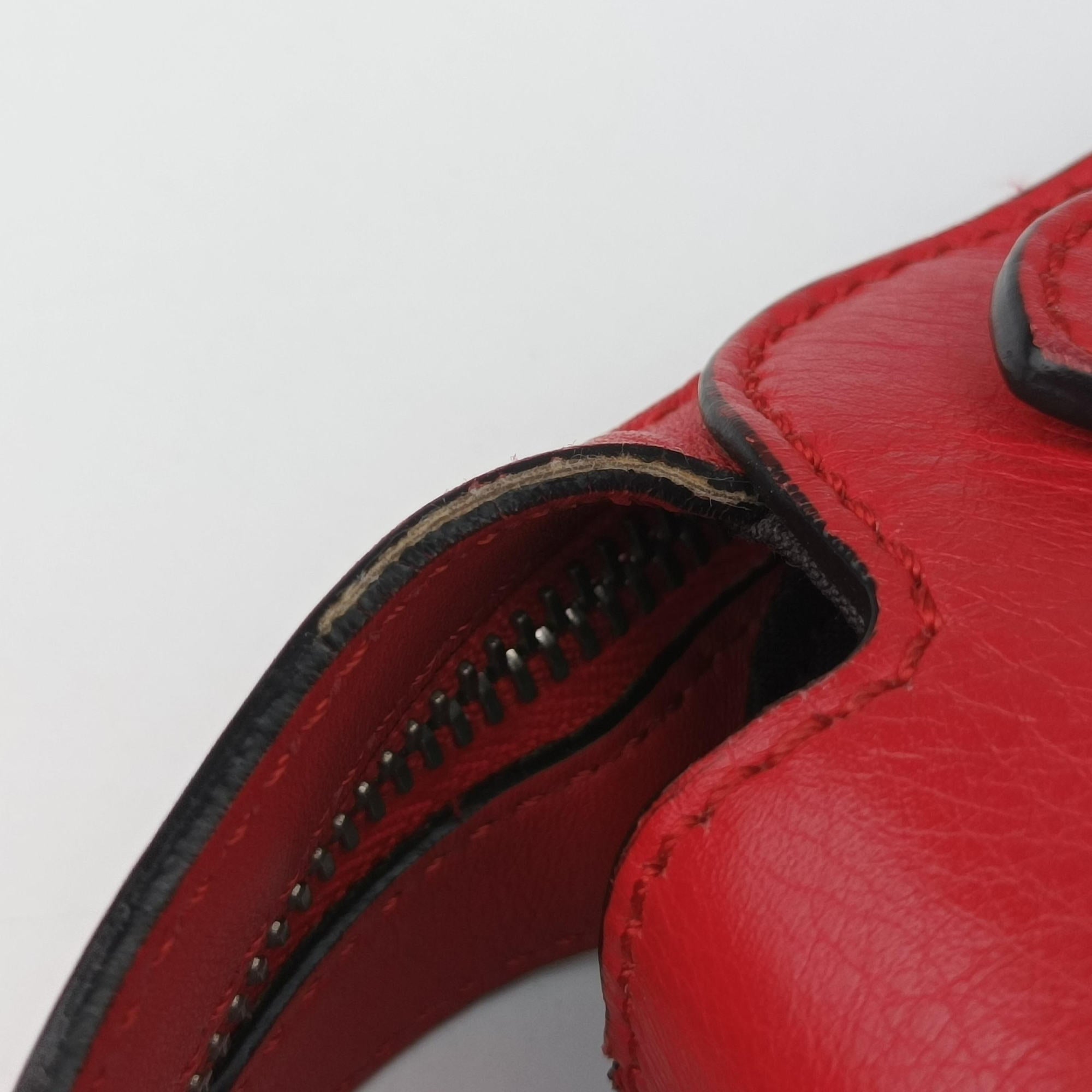 Pre-owned Fendi Small By The Way Red Leather 8BL124 shoulderbag | stylenewstar