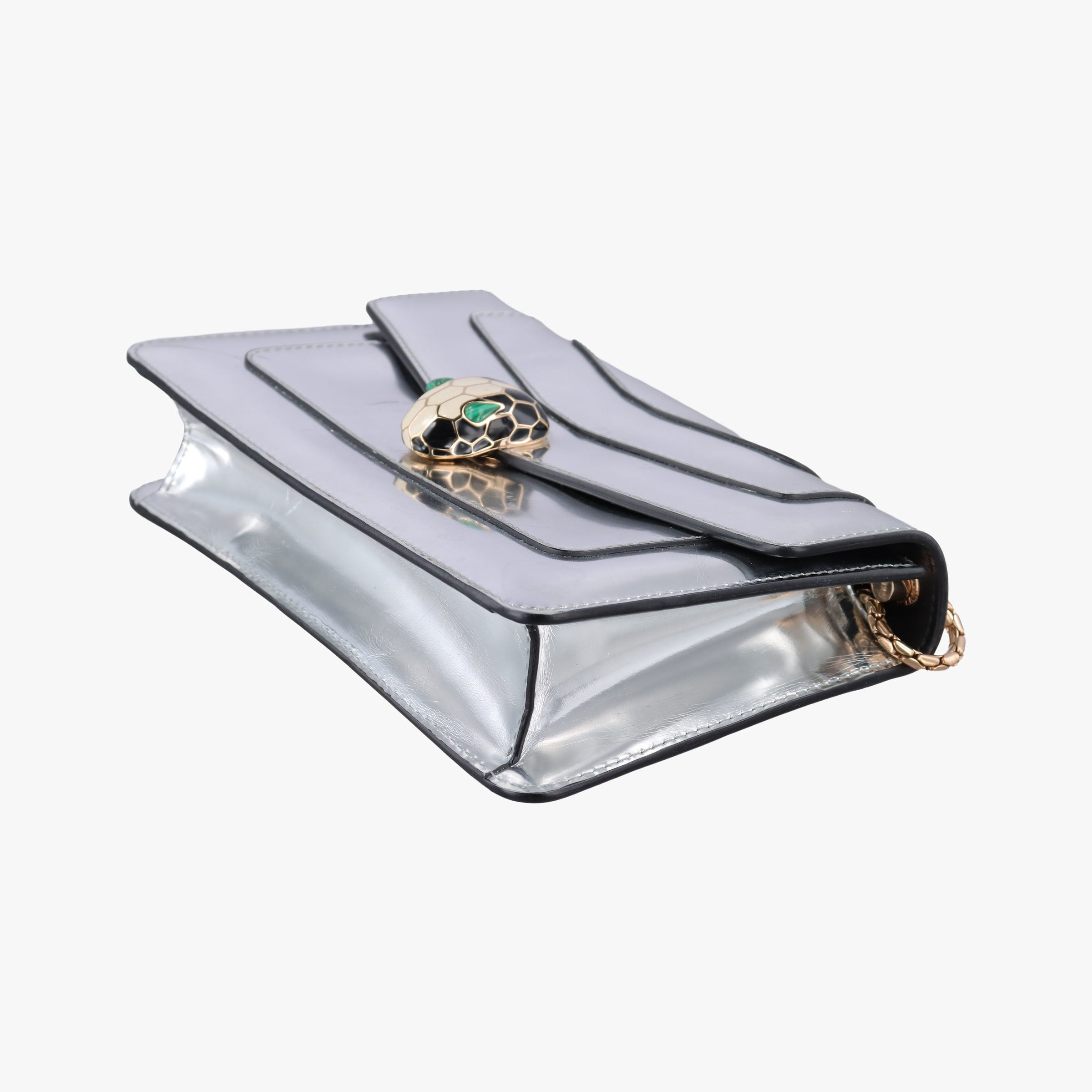 Pre-owned Bvlgari SERPENTI FOREVER Silver Patent  shoulderbag | stylenewstar