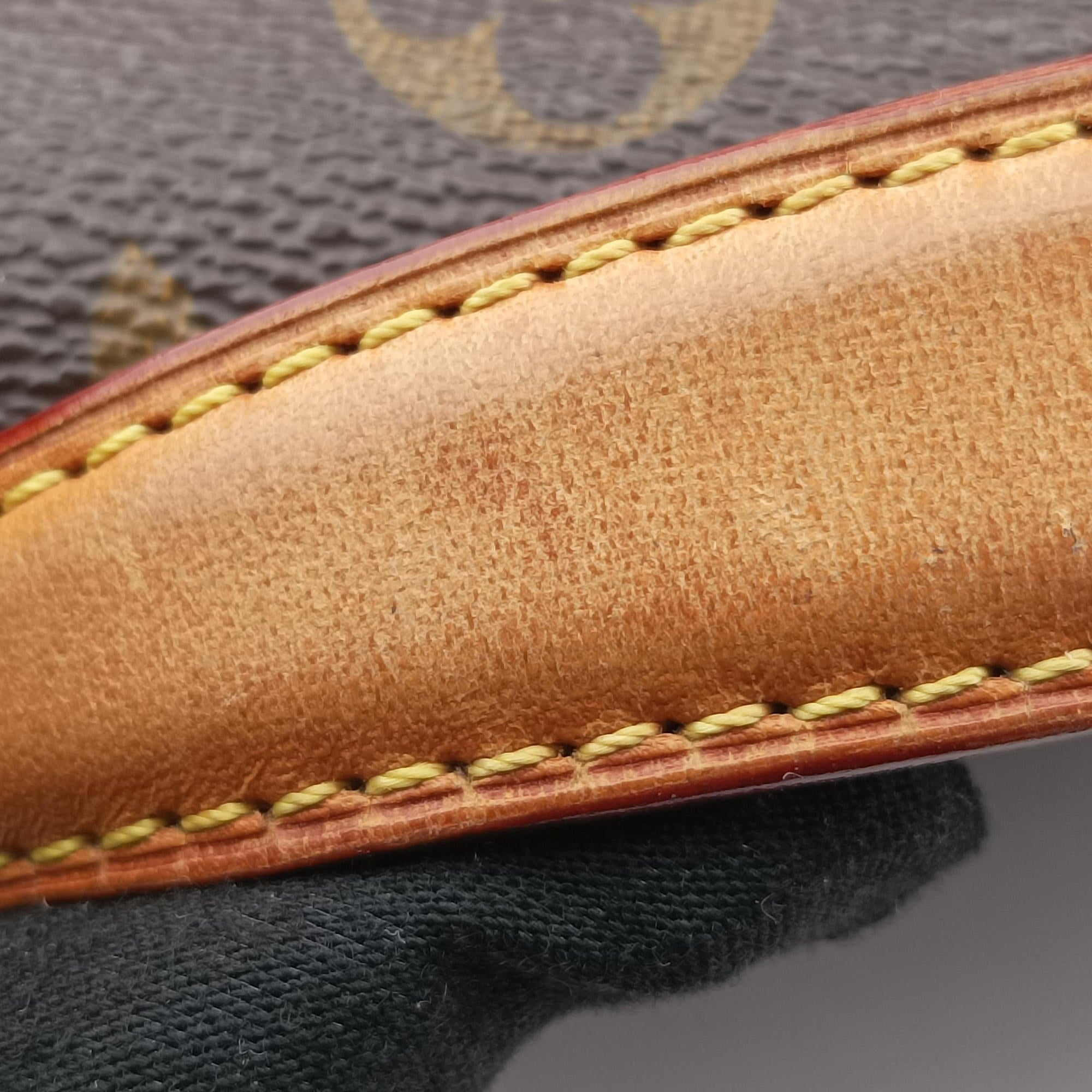 Secondhand Louis Vuitton Pochette Metis MM Brown Monogram Canvas M44875 shoulderbag | stylenewstar