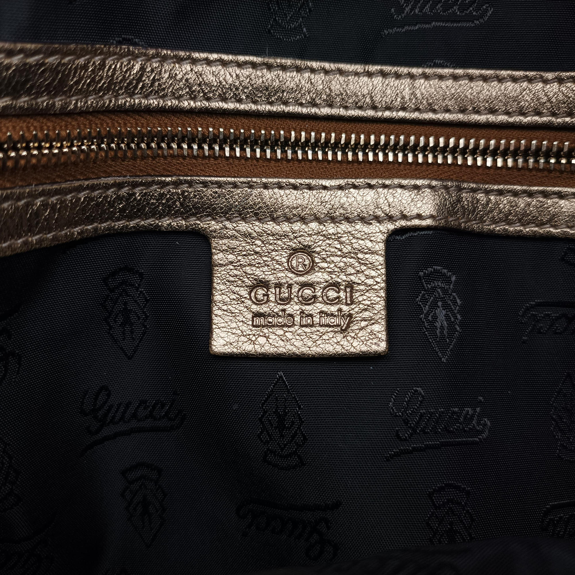 Pre-owned Gucci Indy Babouska Brown PVC coated canvas 185566 shoulderbag | stylenewstar