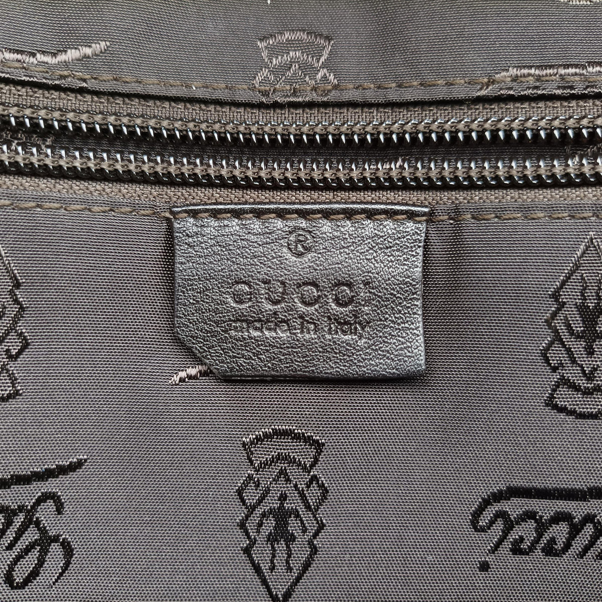 Pre-owned Gucci Diamante Black Leather 208463 shoulderbag | stylenewstar