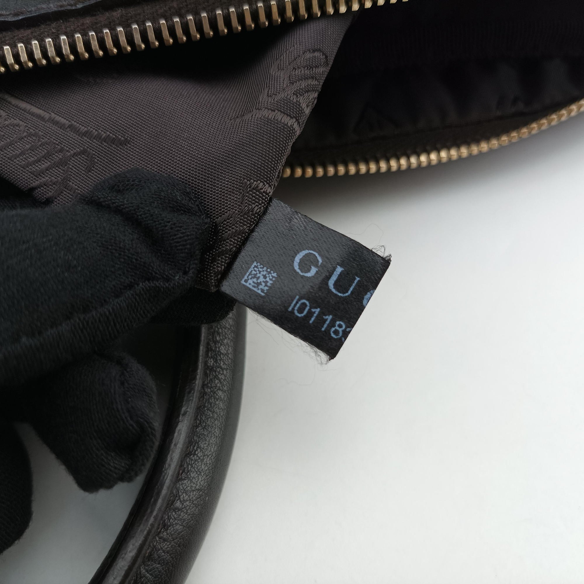 Pre-owned Gucci Diamante Black Leather 208463 shoulderbag | stylenewstar