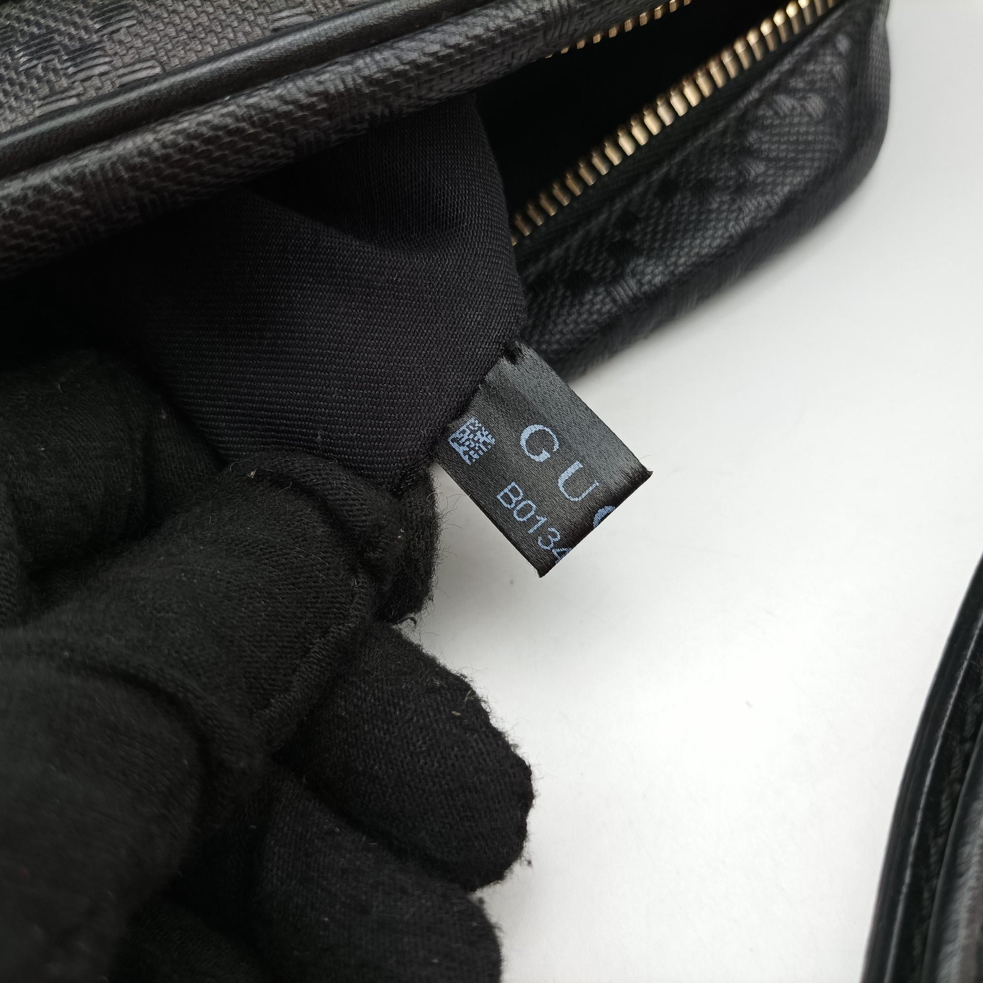 Vintage Gucci GG Imprime Messenger Black Leather 201448 shoulderbag | stylenewstar