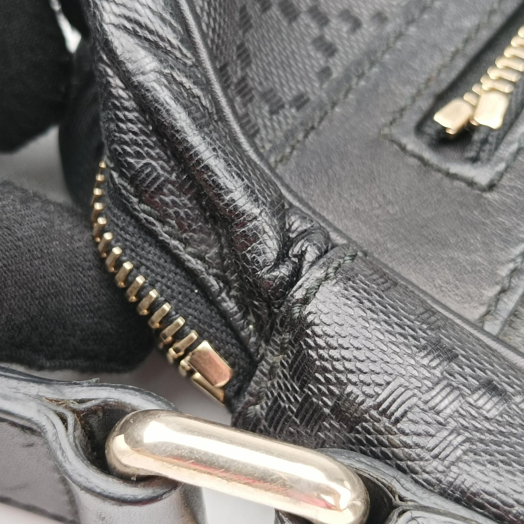 Vintage Gucci GG Imprime Messenger Black Leather 201448 shoulderbag | stylenewstar