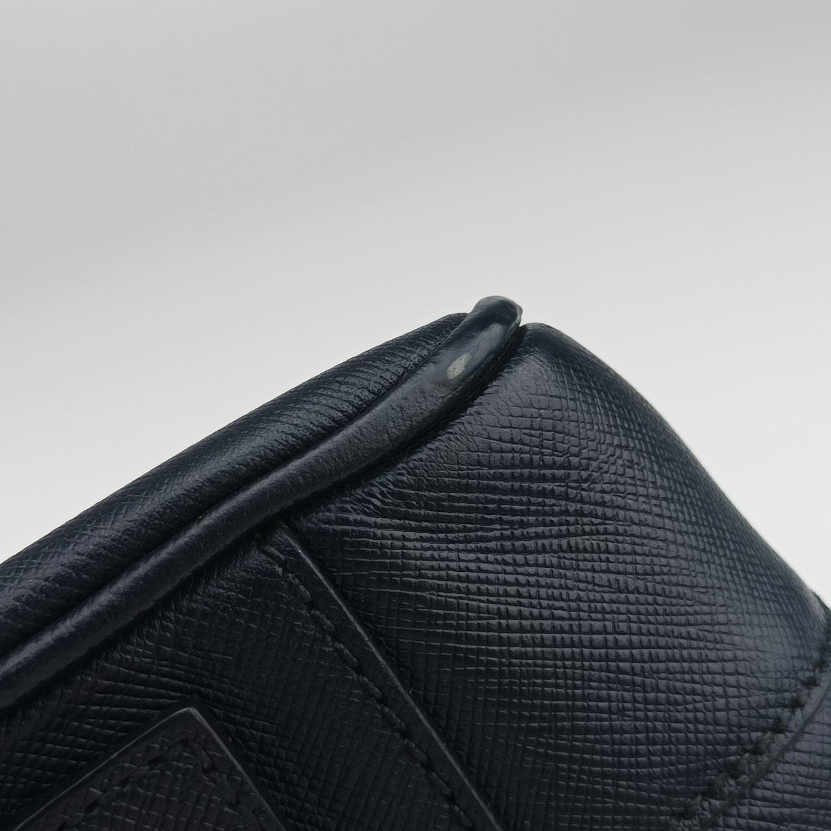 Pre-owned Prada Business Briefcase Navy SAFFIANO Leather 2VE011 shoulderbag | stylenewstar