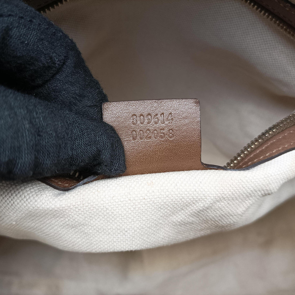 Pre-owned Gucci GG Supreme Medium Nice Dome Beige×Brown PVC coated canvas × leather 309614 shoulderbag | stylenewstar