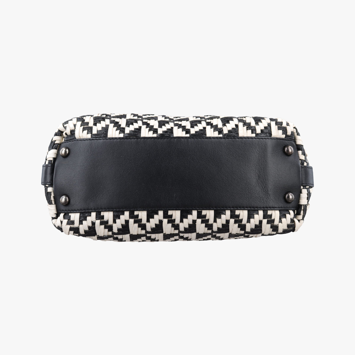 Pre-owned Chanel CC Woven Bowling White x Black Leather A93123 handbag | stylenewstar