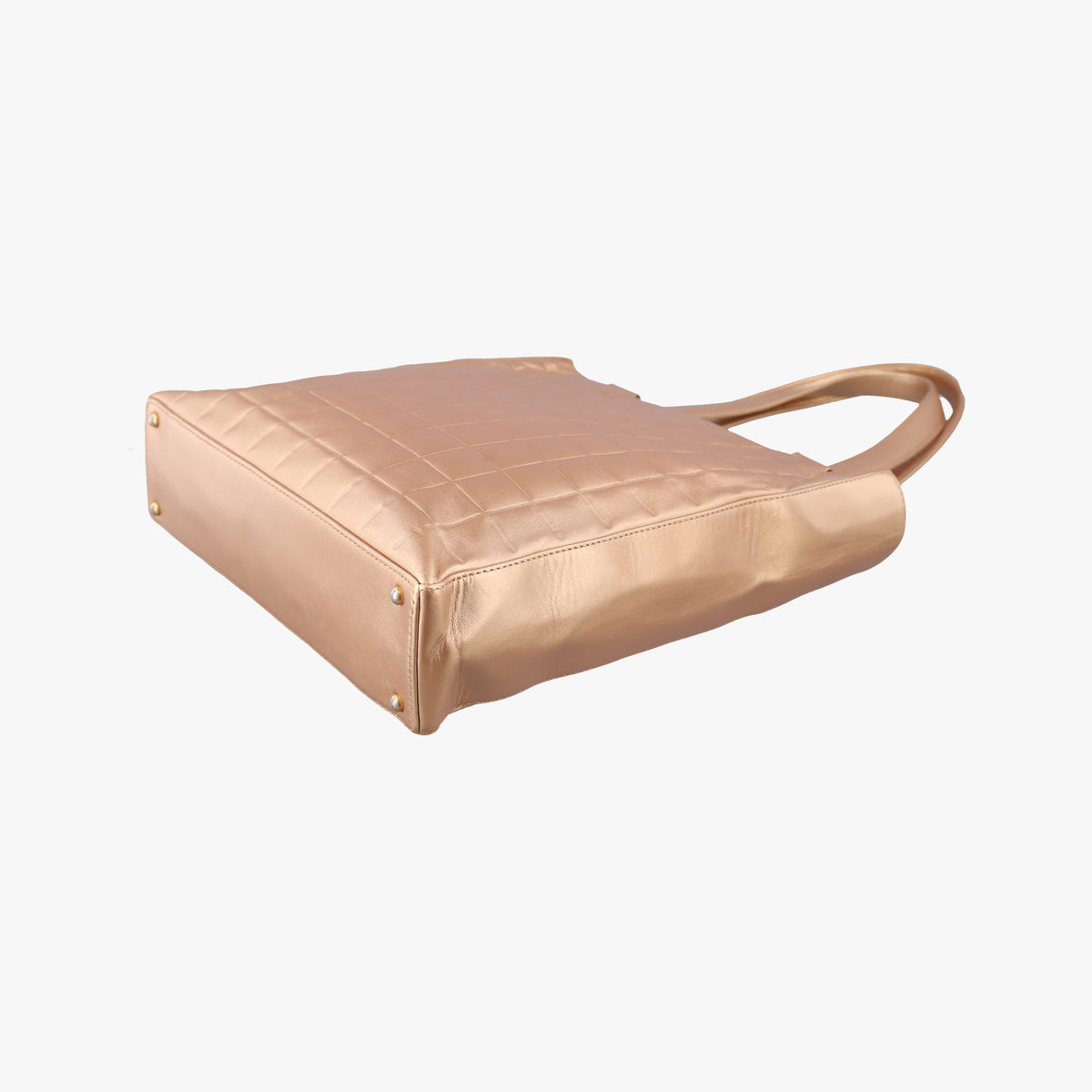 Pre-owned Chanel Choco Bar Golden lambskin A17443 handbag | stylenewstar