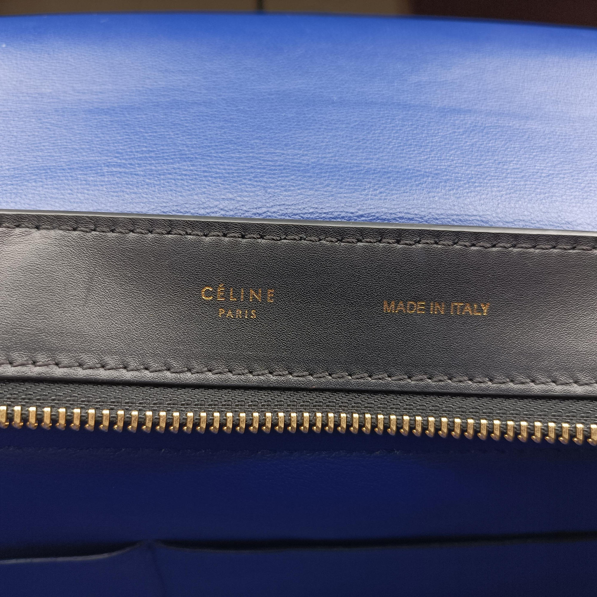 Pre-owned Celine Trapeze Beige×black×blue Suede × leather  shoulderbag | stylenewstar