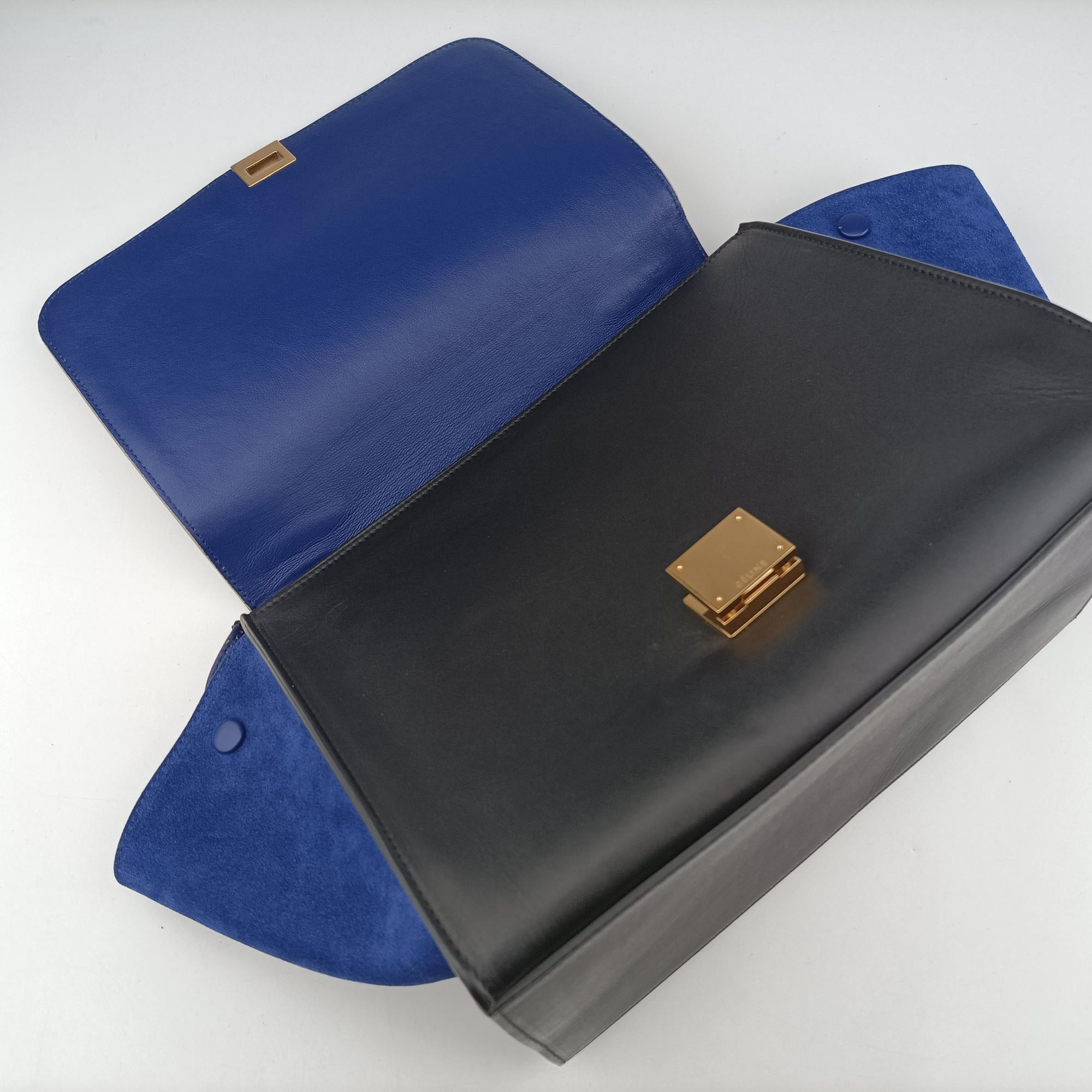 Pre-owned Celine Trapeze Beige×black×blue Suede × leather  shoulderbag | stylenewstar