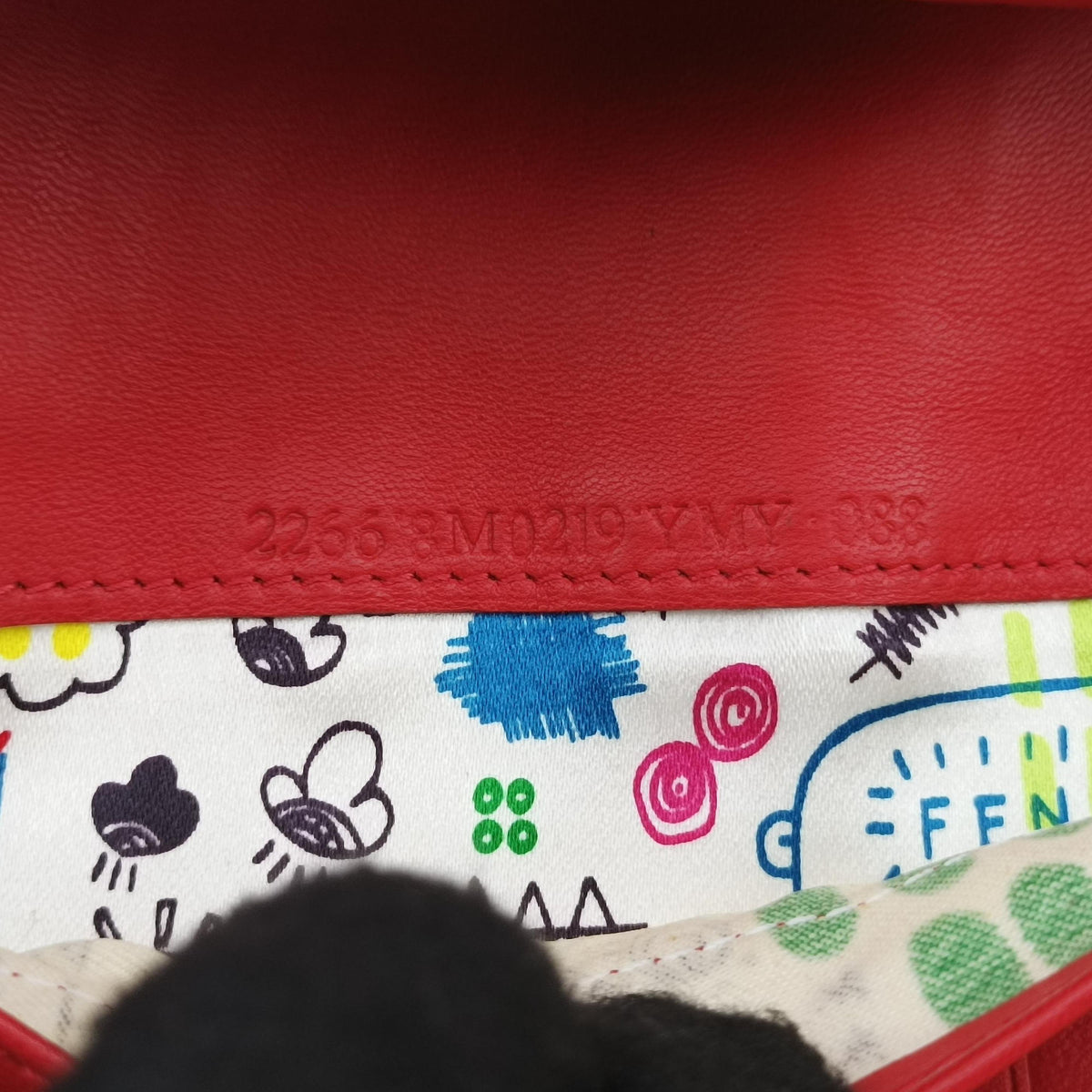 Pre-owned Fendi Embossed Logo Red lambskin 8M0219 shoulderbag | stylenewstar