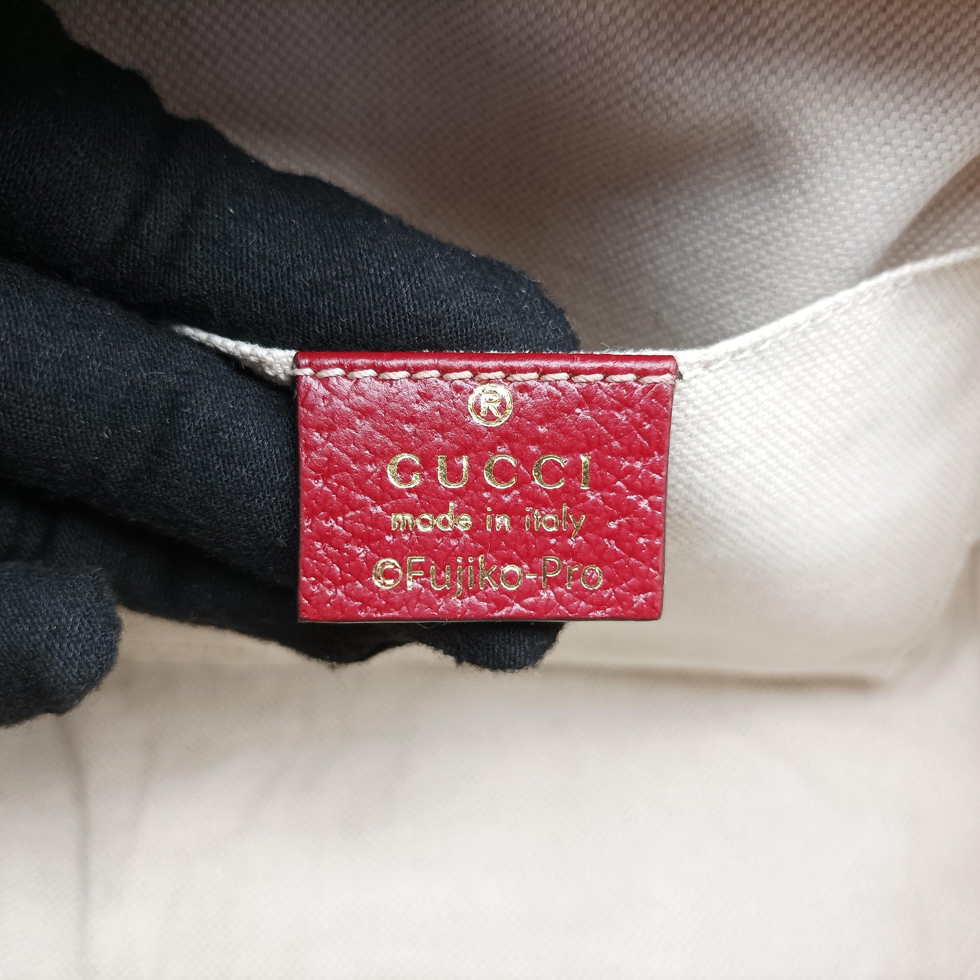 Pre-owned Gucci Doraemon collaboration Red×beige×multi PVC coated canvas×Leather 655596 shoulderbag | stylenewstar