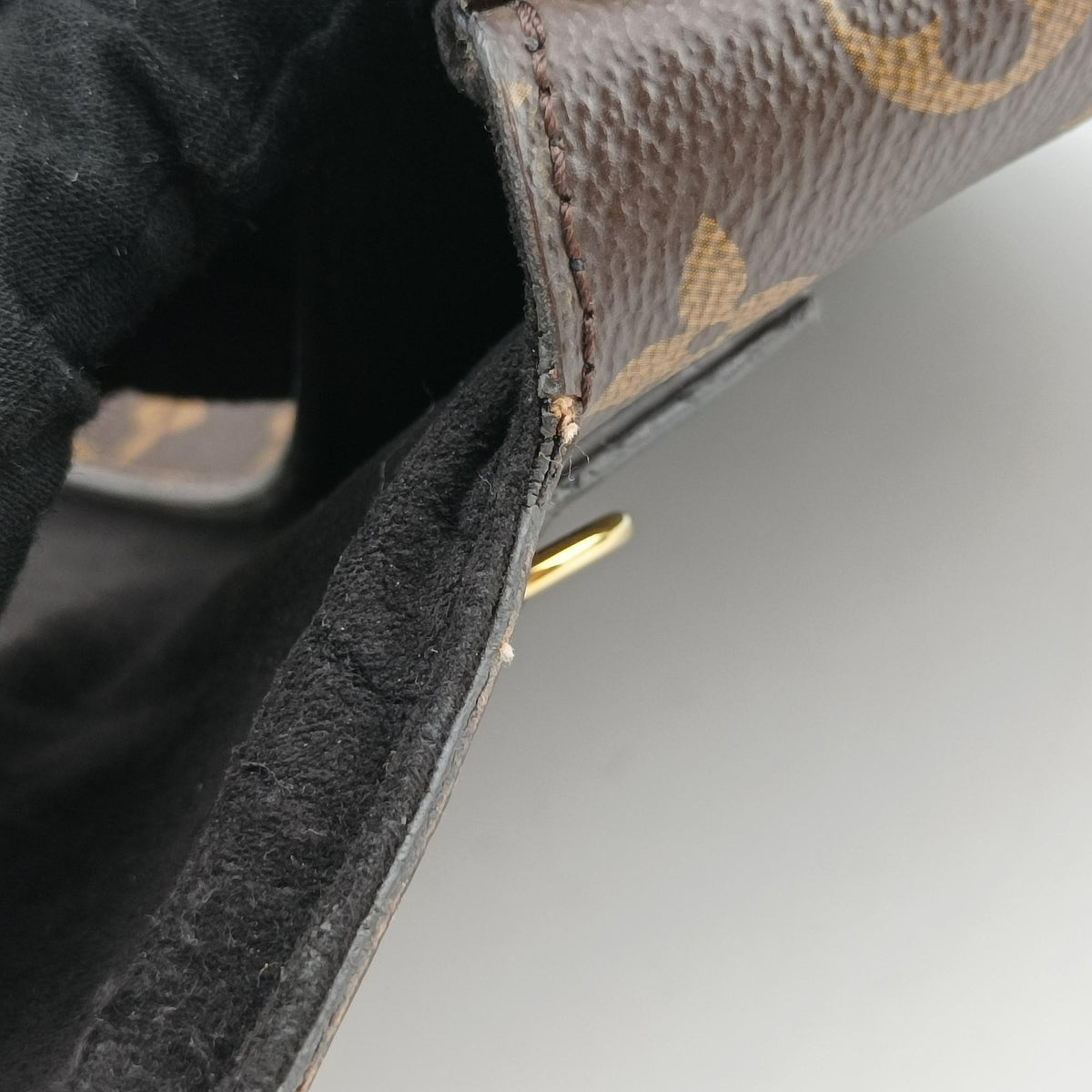 Secondhand Louis Vuitton MARIGNAN brown×black Monogram Canvas×calf leather M44259 shoulderbag | stylenewstar
