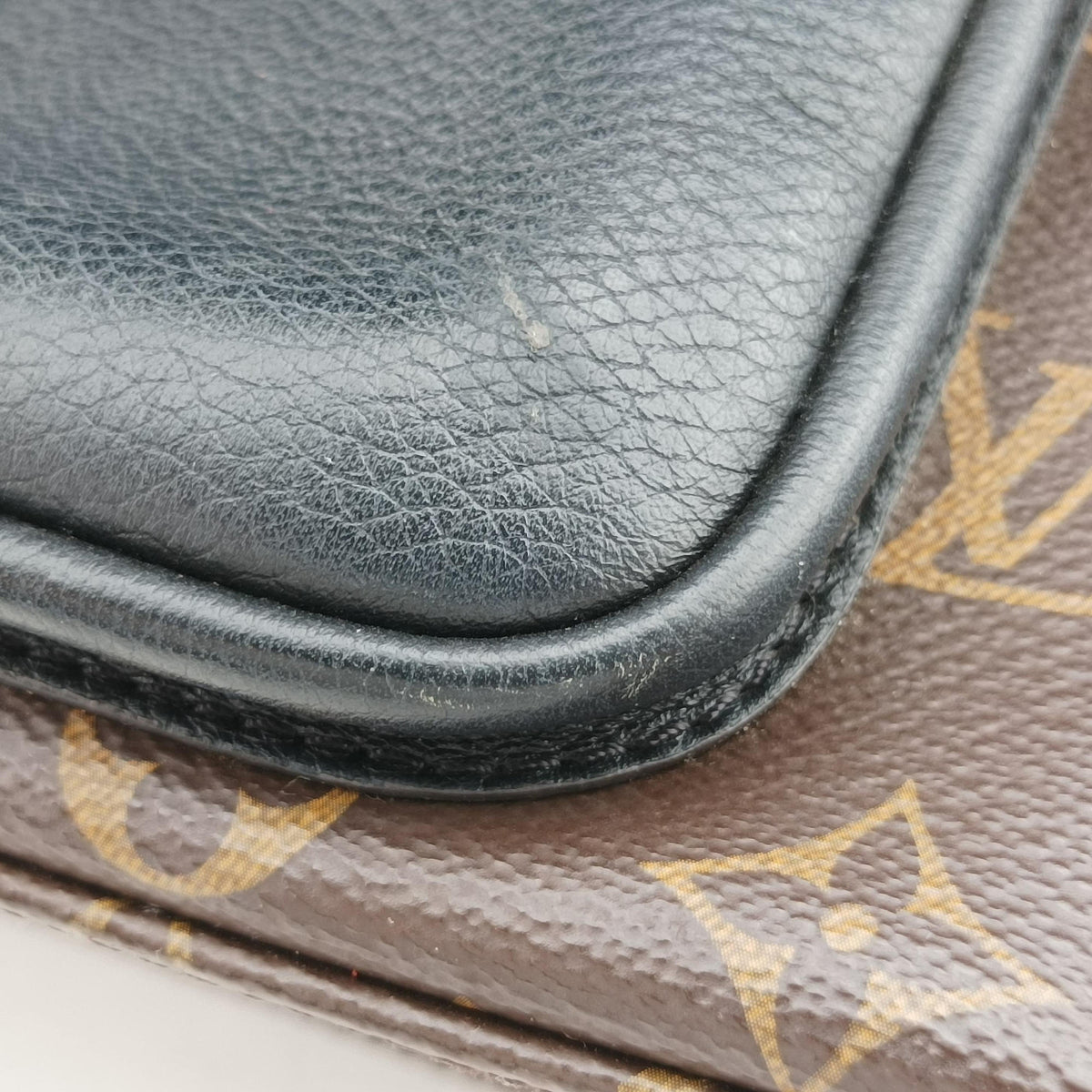 Secondhand Louis Vuitton MARIGNAN brown×black Monogram Canvas×calf leather M44259 shoulderbag | stylenewstar