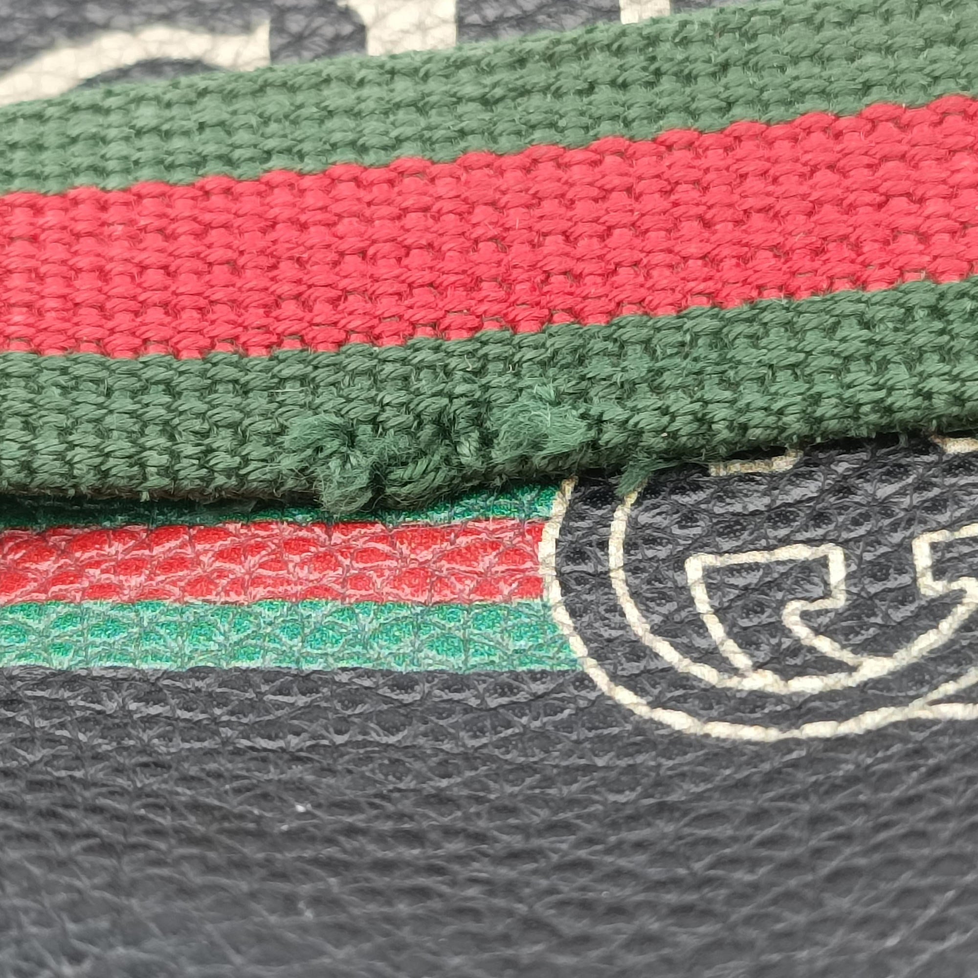 Secondhand Gucci Print Black Leather 527792 bum bag/waist bag | stylenewstar