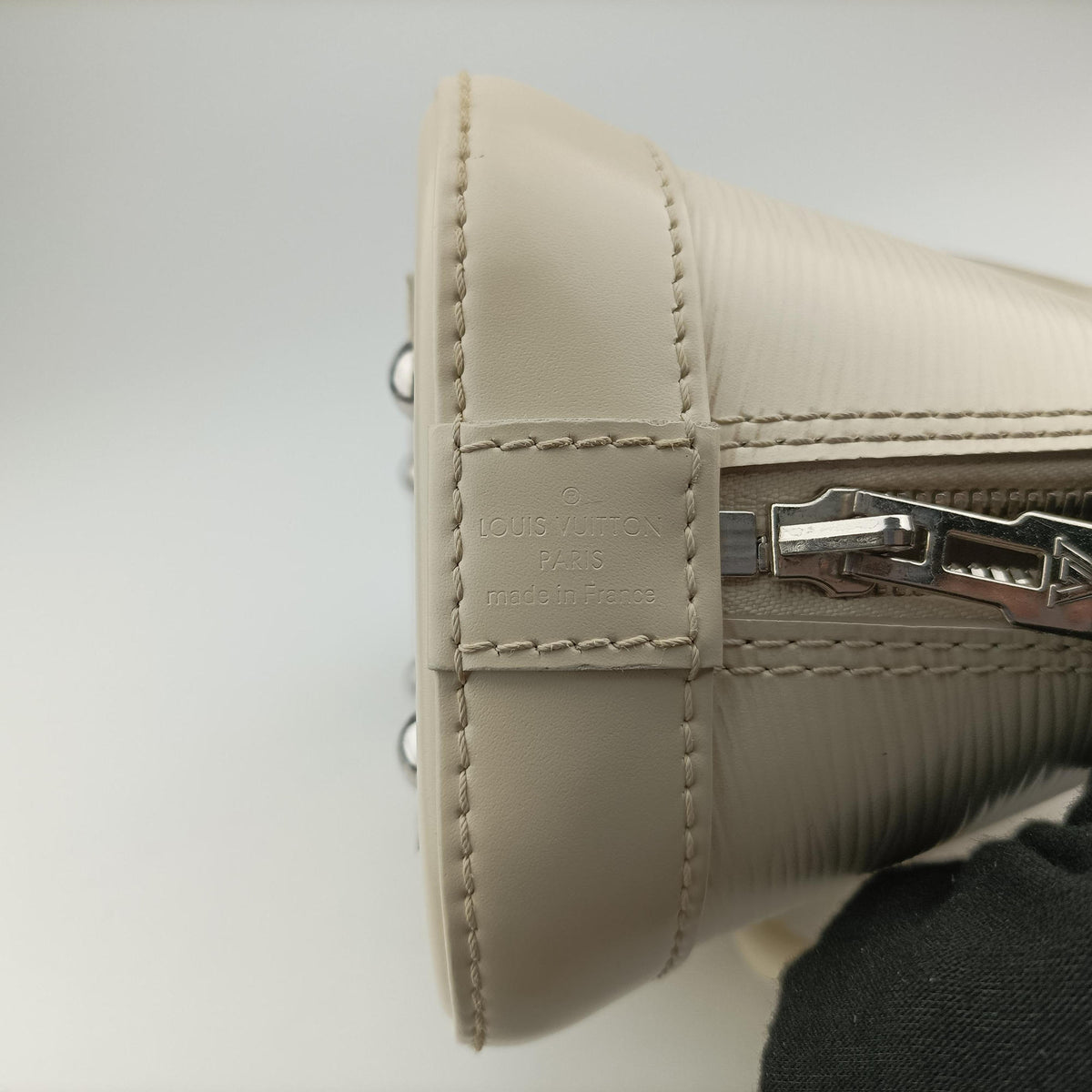 Pre-owned Louis Vuitton Alma BB IVOIRE Epi M4085J shoulderbag | stylenewstar
