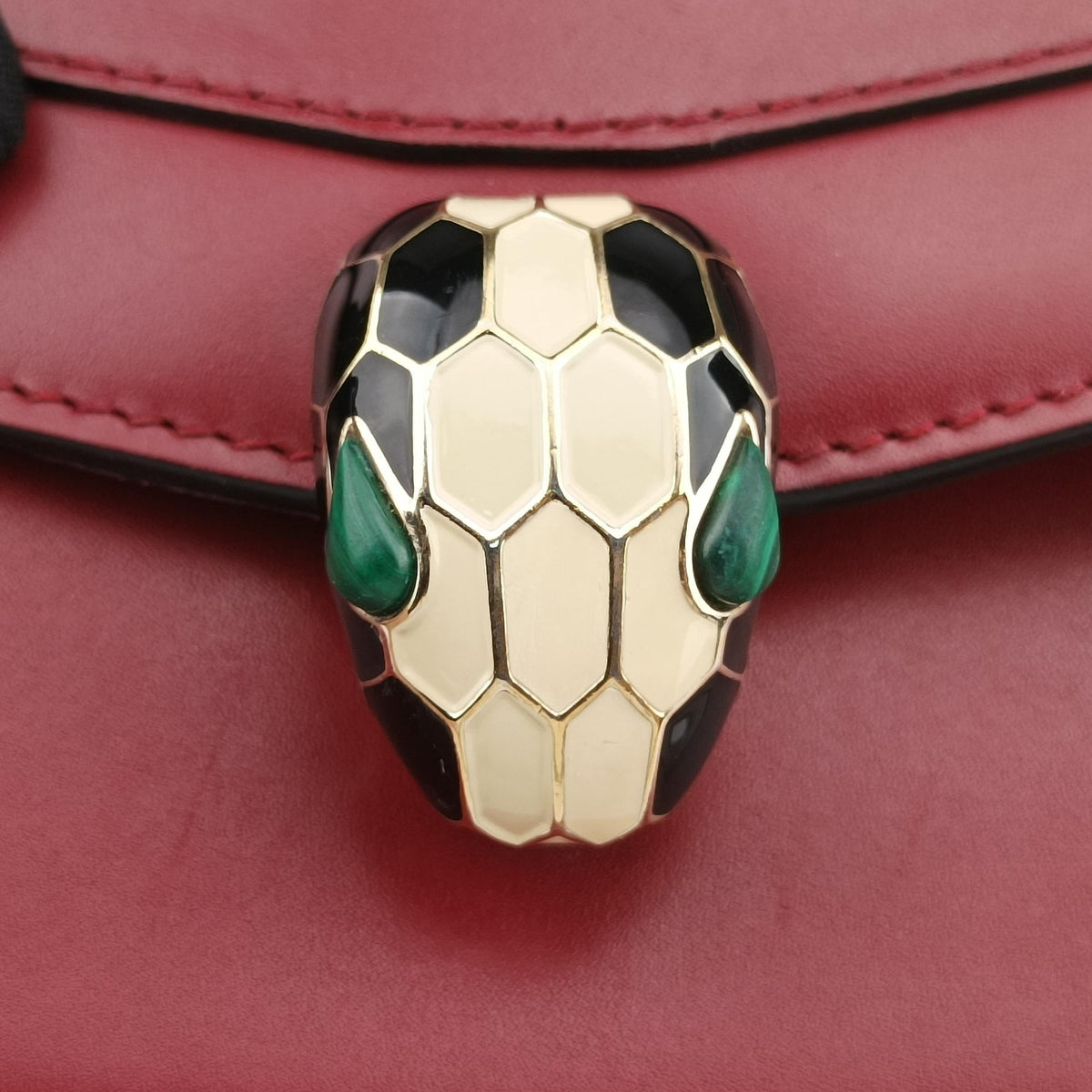Pre-owned Bvlgari SERPENTI FOREVER Red Leather  shoulderbag | stylenewstar