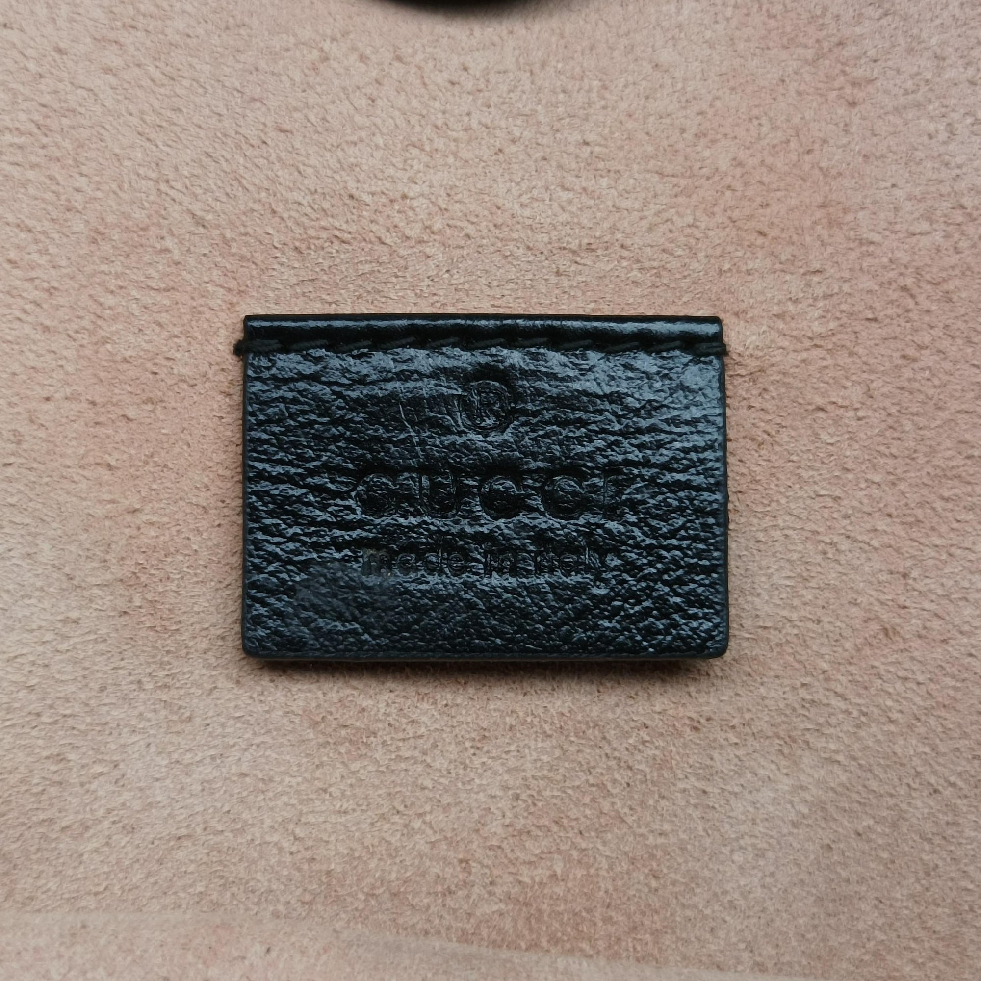 Pre-owned Gucci Rajah Black Leather 537219 shoulderbag | stylenewstar