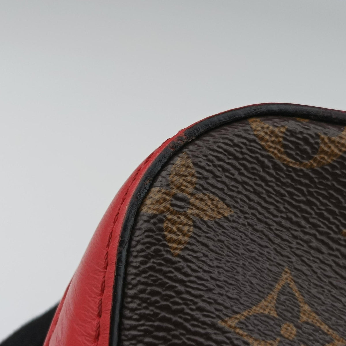 Secondhand Louis Vuitton SAINTONGE brown×COQUELICOT Monogram Canvas×calf leather M43556 shoulderbag | stylenewstar