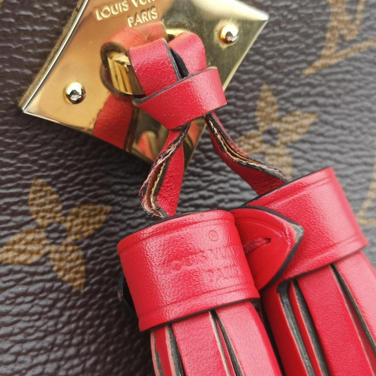 Secondhand Louis Vuitton SAINTONGE brown×COQUELICOT Monogram Canvas×calf leather M43556 shoulderbag | stylenewstar