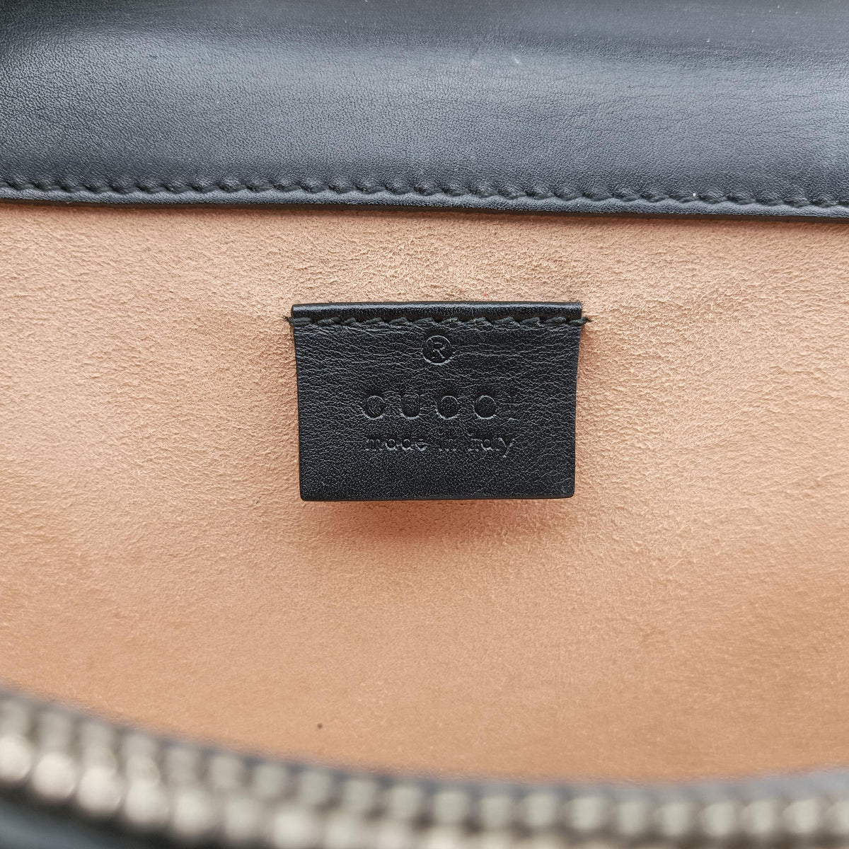 Pre-owned Gucci Dionysus Black Leather 400249 shoulderbag | stylenewstar