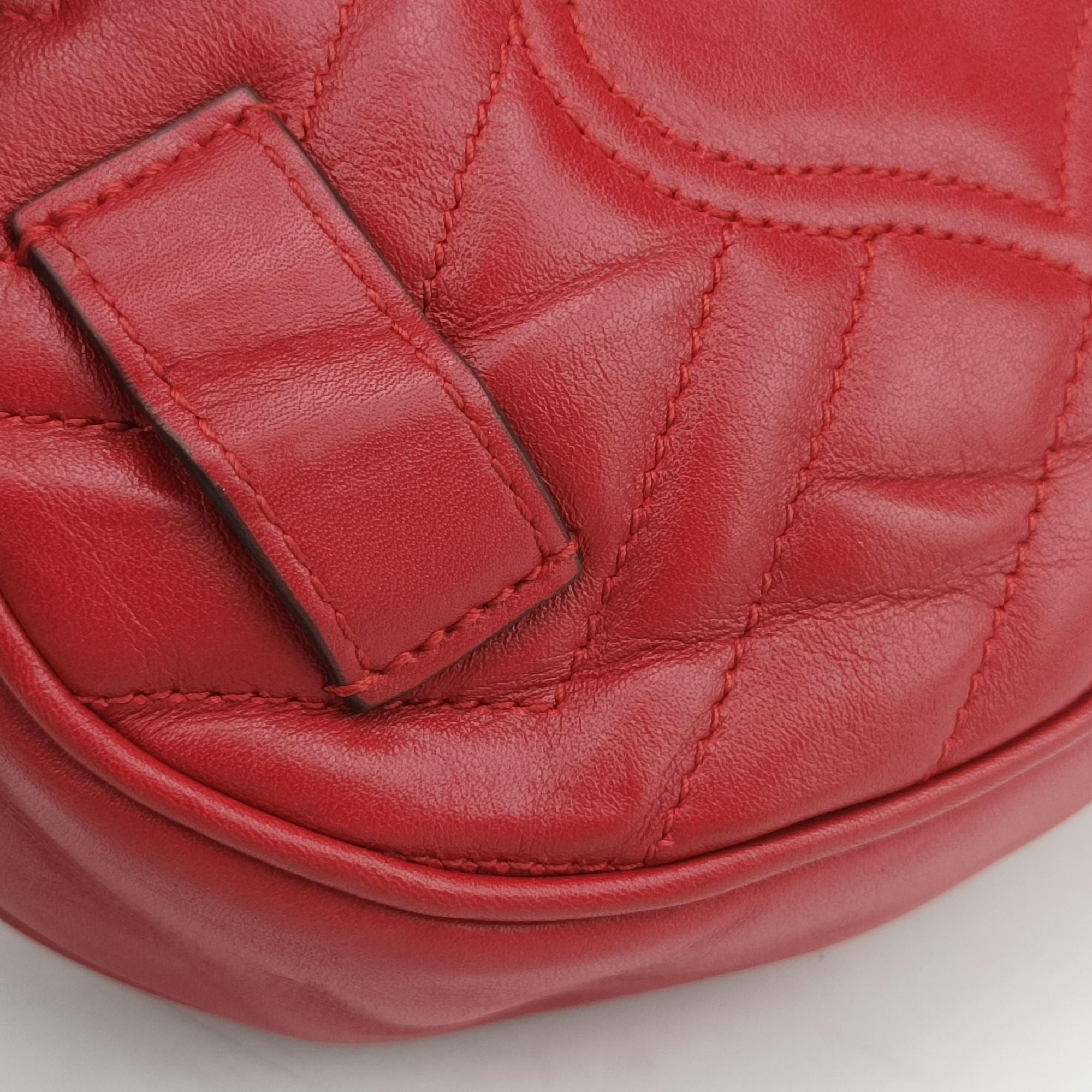 Pre-owned Gucci GG Marmont Red Leather 476434 bum bag/waist bag | stylenewstar