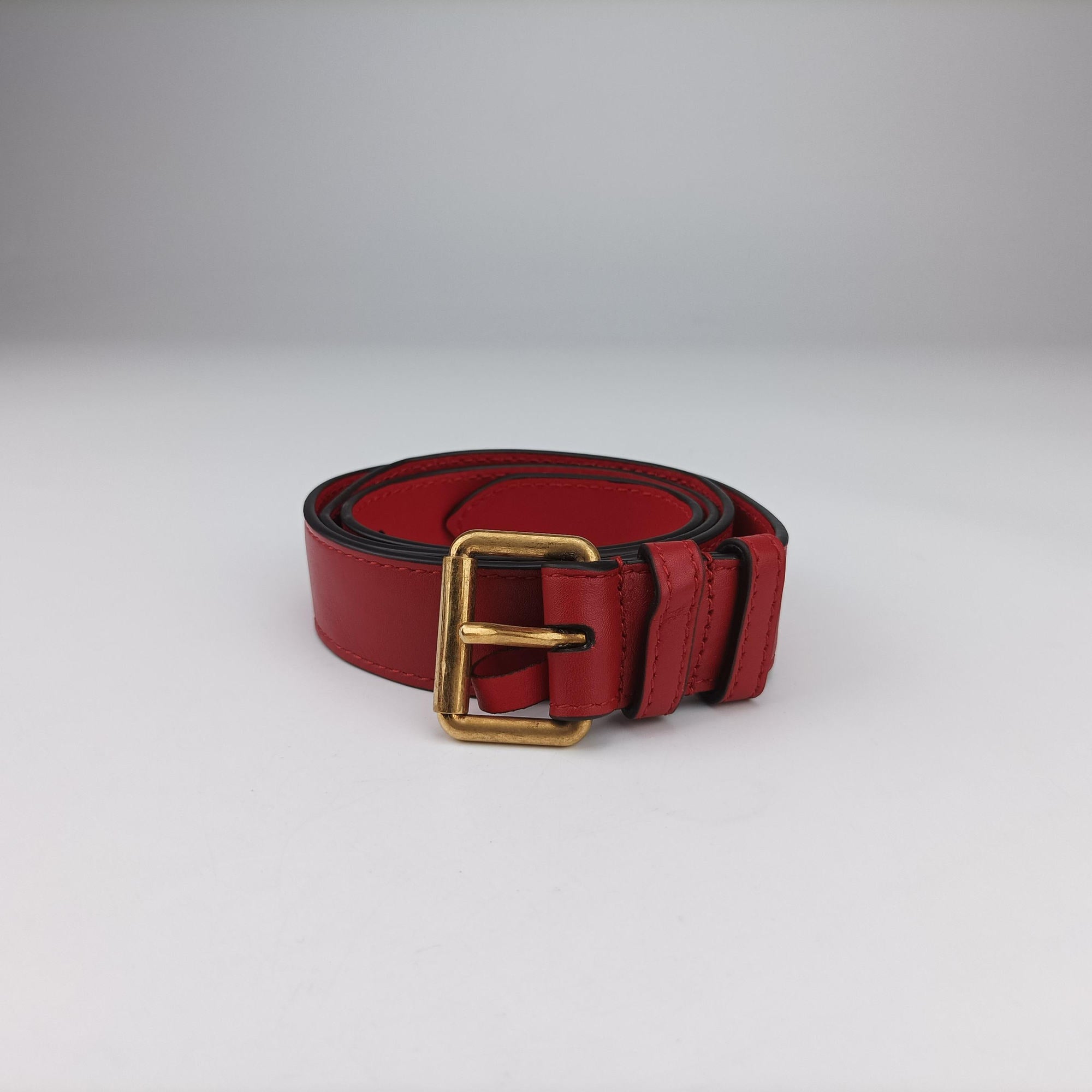 Pre-owned Gucci GG Marmont Red Leather 476434 bum bag/waist bag | stylenewstar