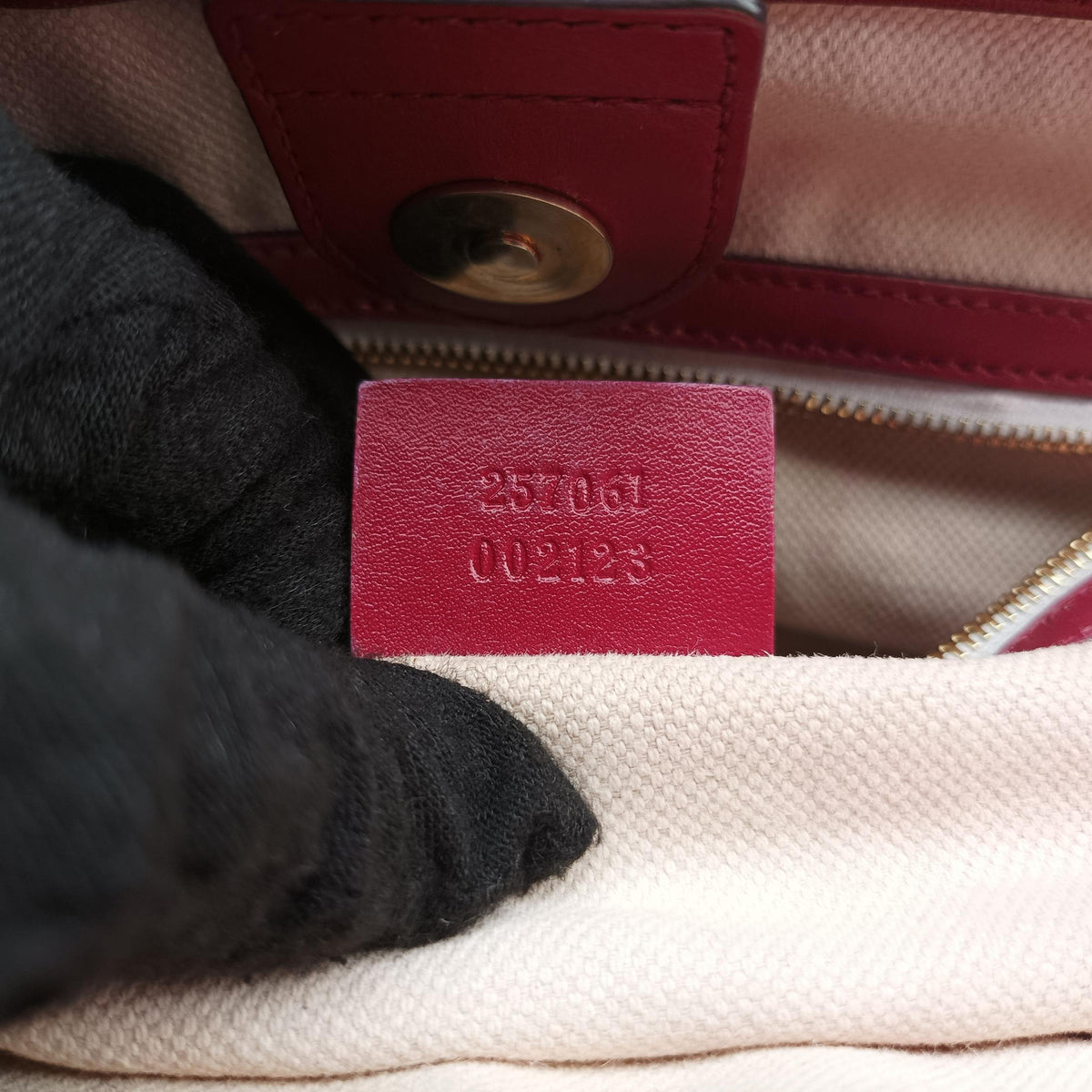 Pre-owned Gucci Guccissima Mayfair Rose Leather 257061 handbag | stylenewstar