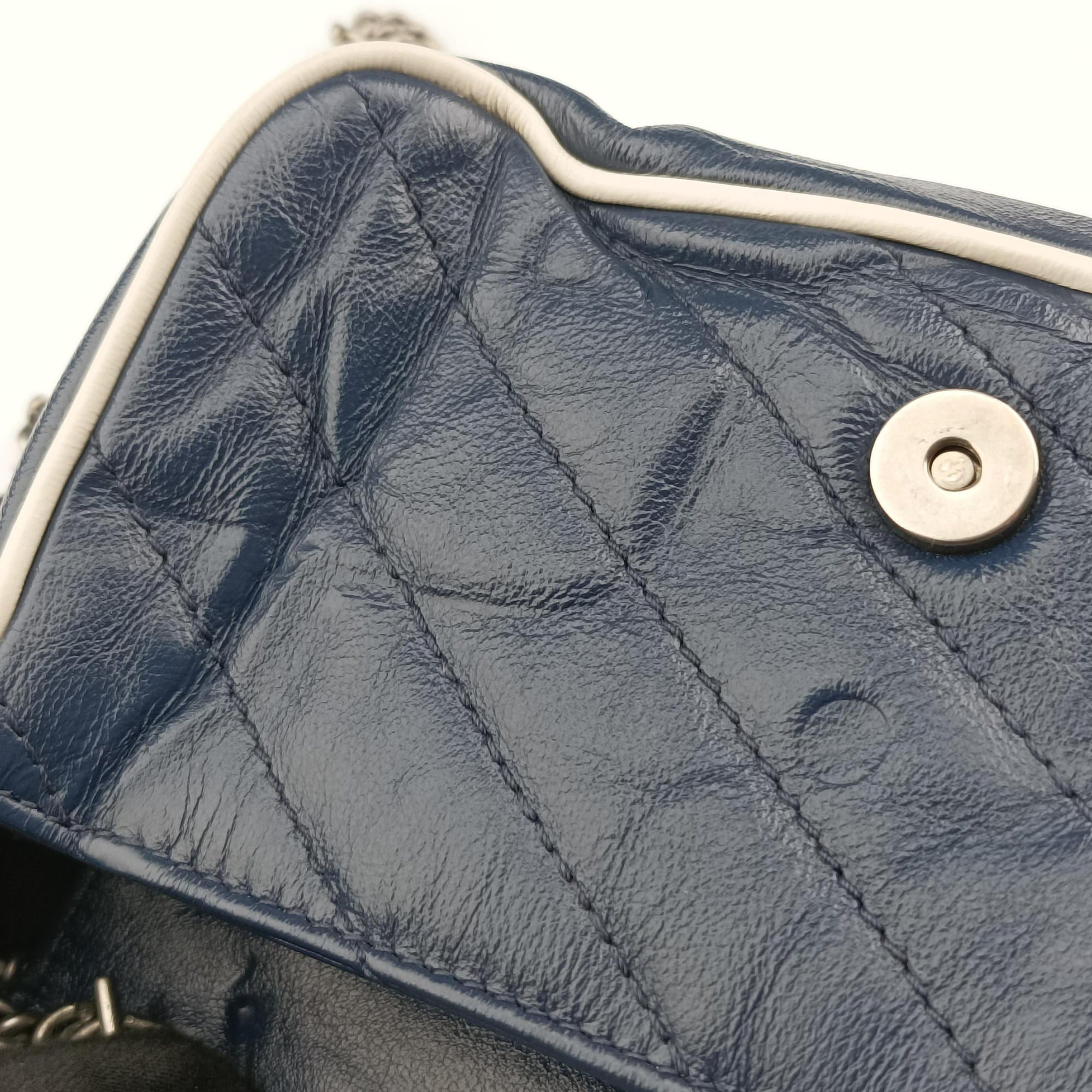 Vintage Gucci GG Marmont White×blue Leather 574969 shoulderbag | stylenewstar