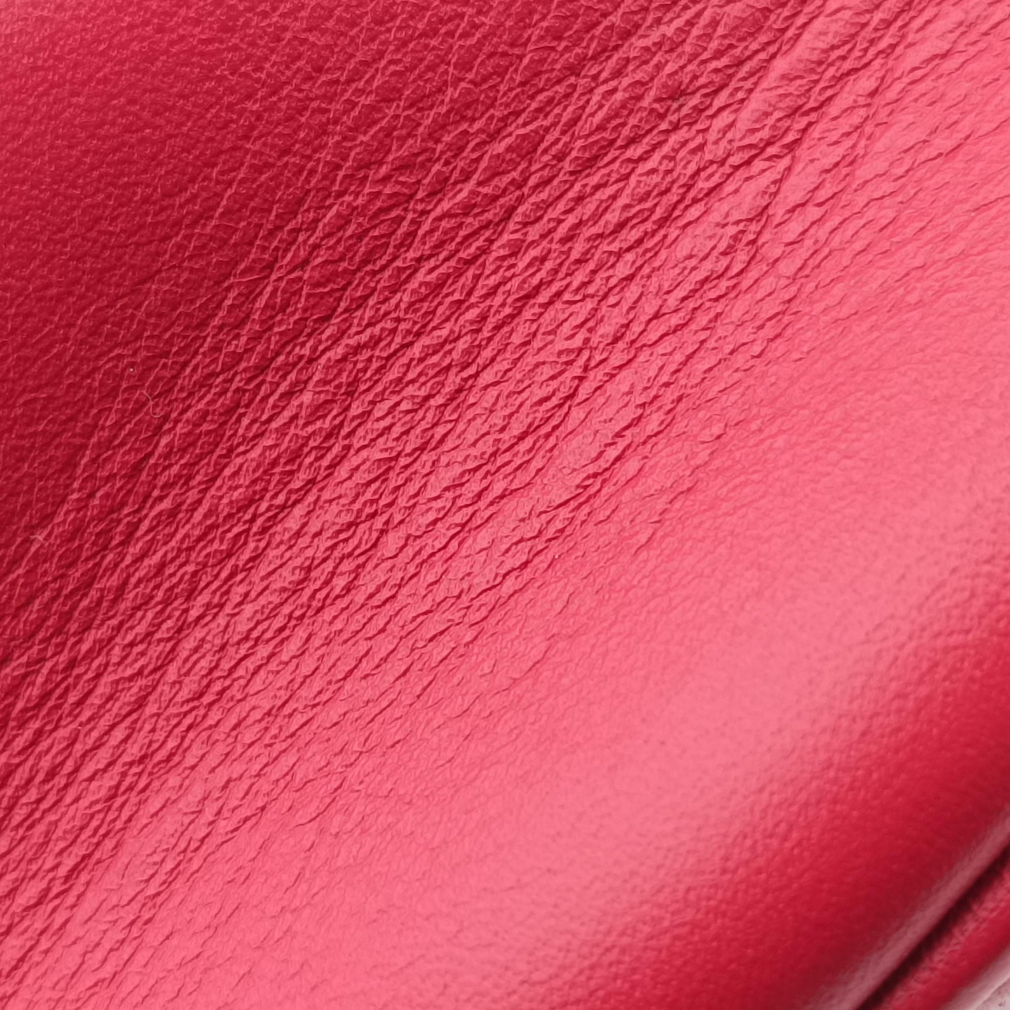 Secondhand Gucci GG Marmont Red Leather 447632 shoulderbag | stylenewstar