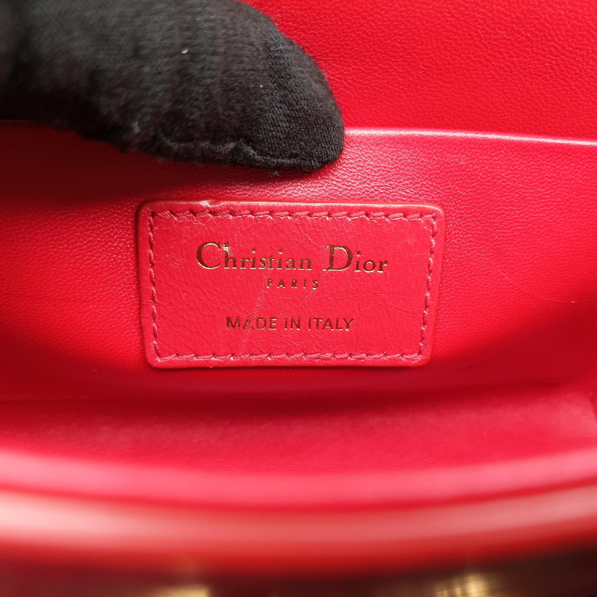 Secondhand Christian Dior 30 MONTAIGNE Red Leather  shoulderbag | stylenewstar