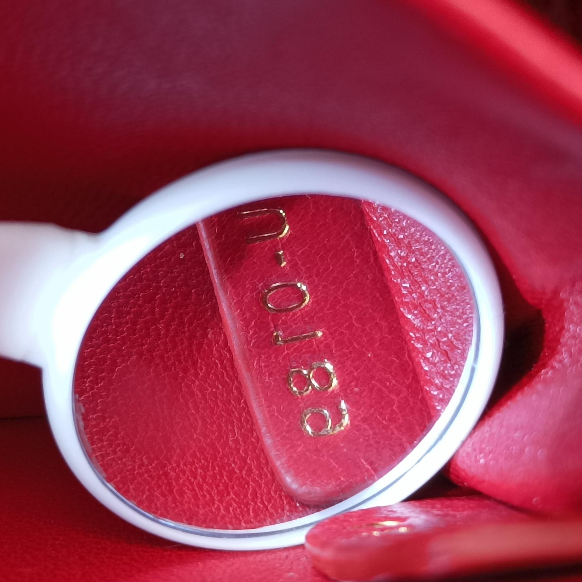 Secondhand Christian Dior 30 MONTAIGNE Red Leather  shoulderbag | stylenewstar