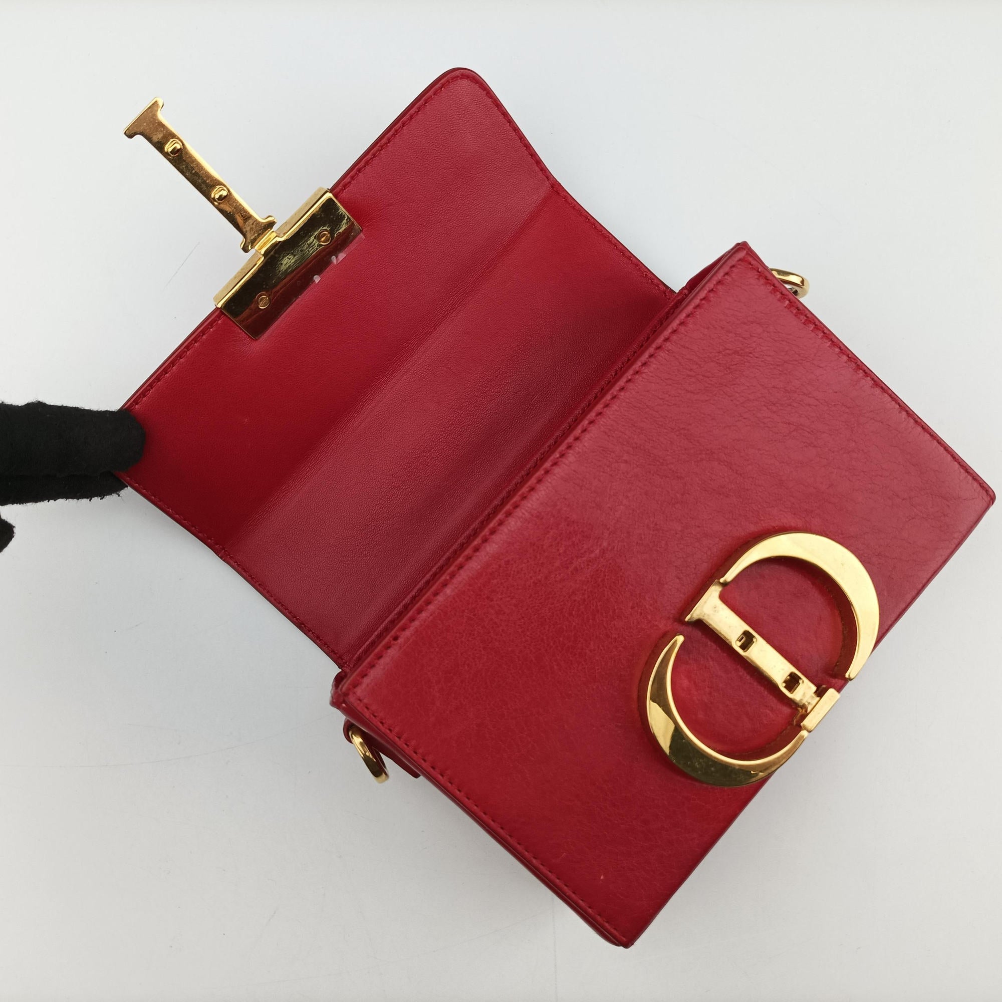 Secondhand Christian Dior 30 MONTAIGNE Red Leather  shoulderbag | stylenewstar