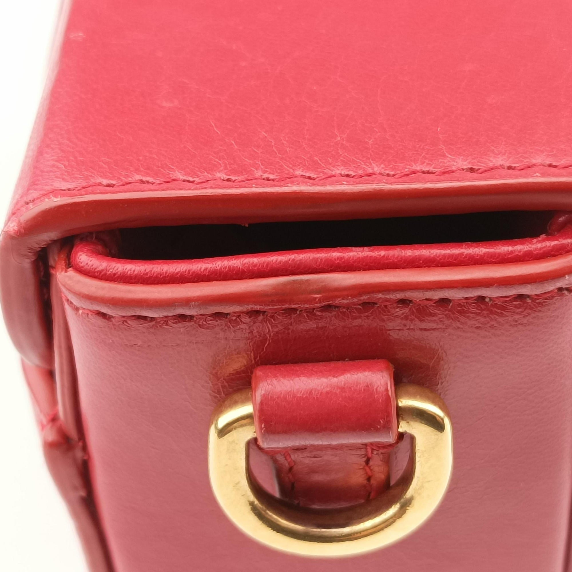Secondhand Christian Dior 30 MONTAIGNE Red Leather  shoulderbag | stylenewstar