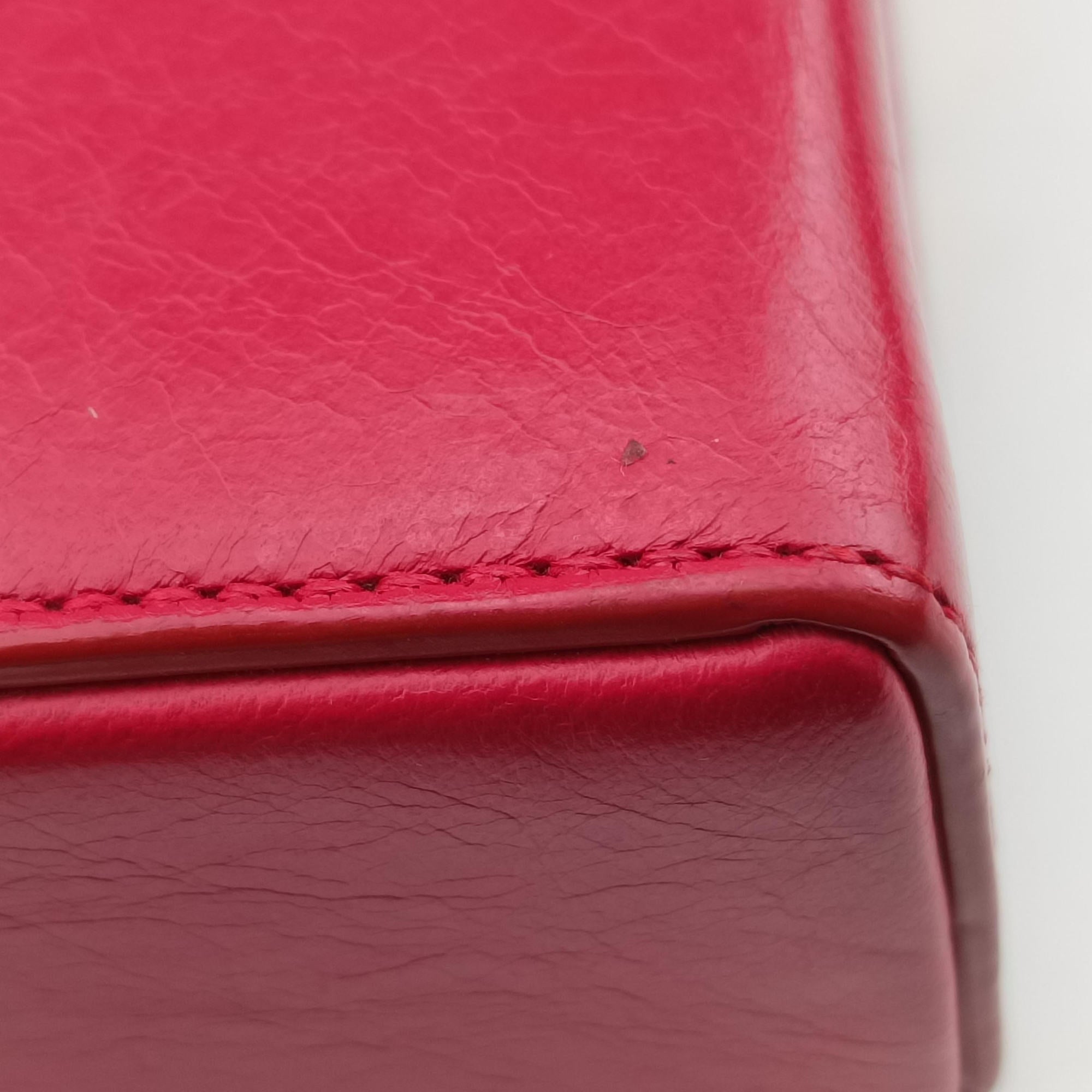 Secondhand Christian Dior 30 MONTAIGNE Red Leather  shoulderbag | stylenewstar
